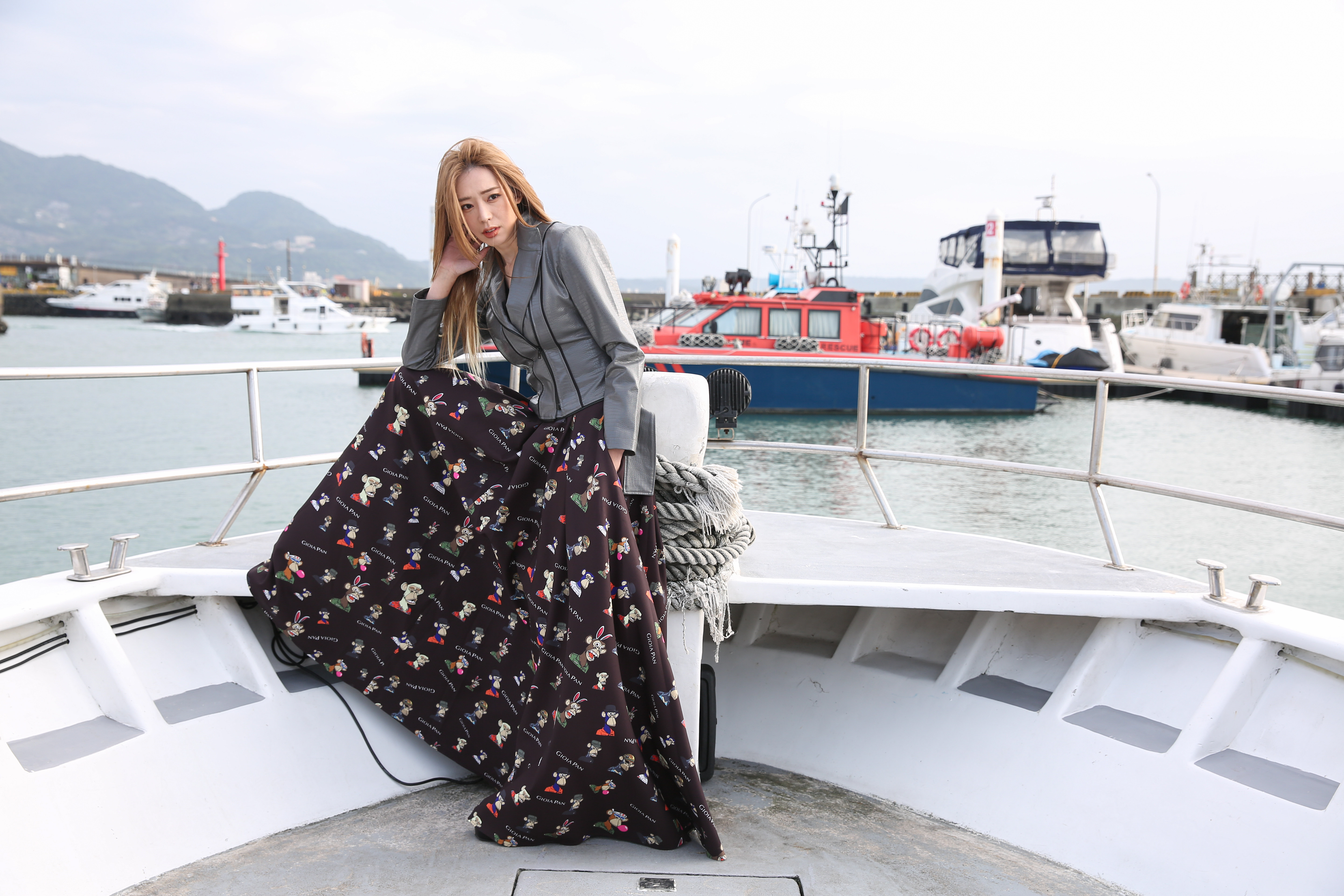 王心恬現身新北市漁人碼頭，為台北時裝週的潘怡良秋冬大秀走秀。