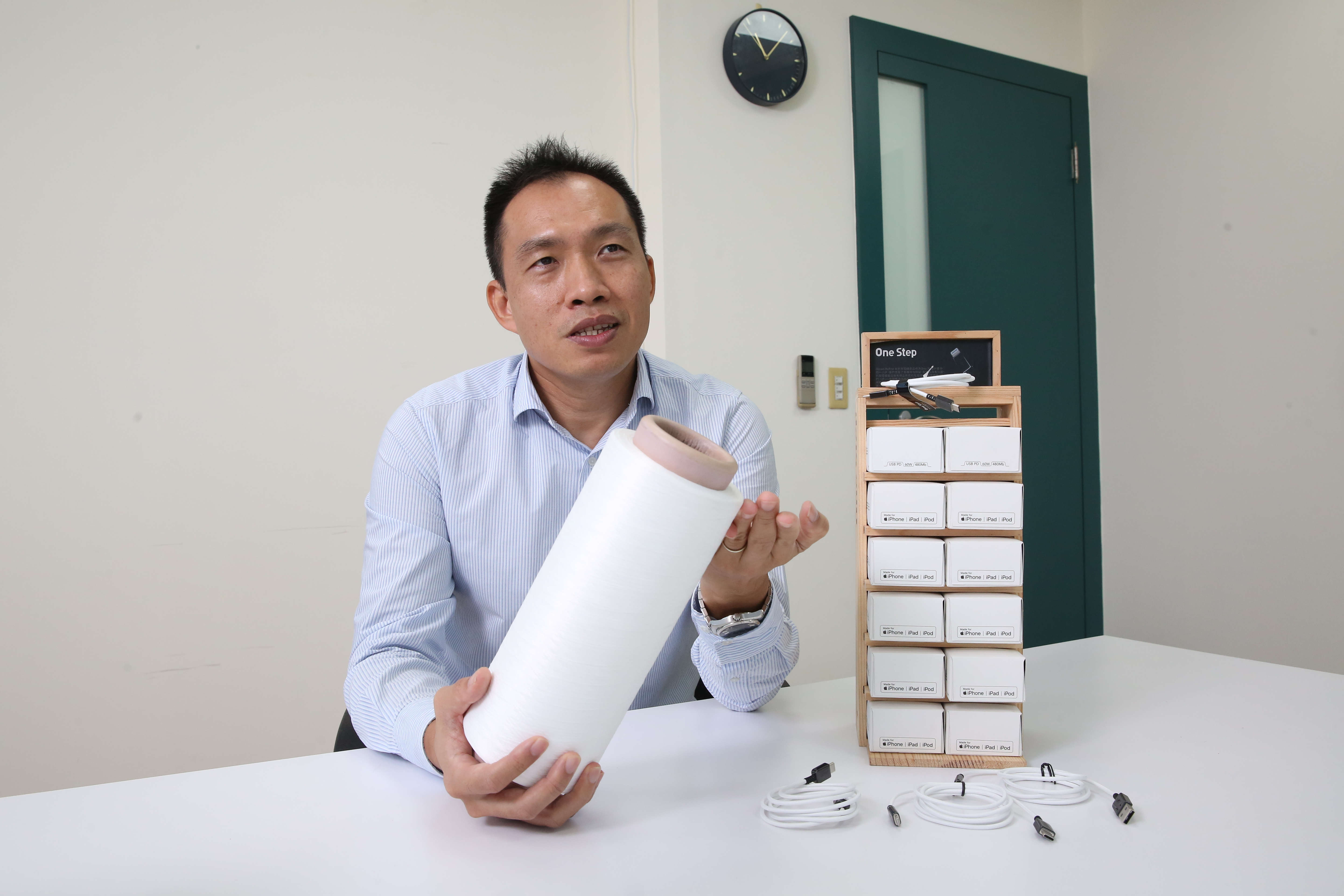 Avier Material Lab 與中保防災科技、台化展開三方合作，以「防焰包」進軍全球電池防爆、防火相關設備市場。圖為積中盛（Avier）總經理林鴻文。（本刊資料照）