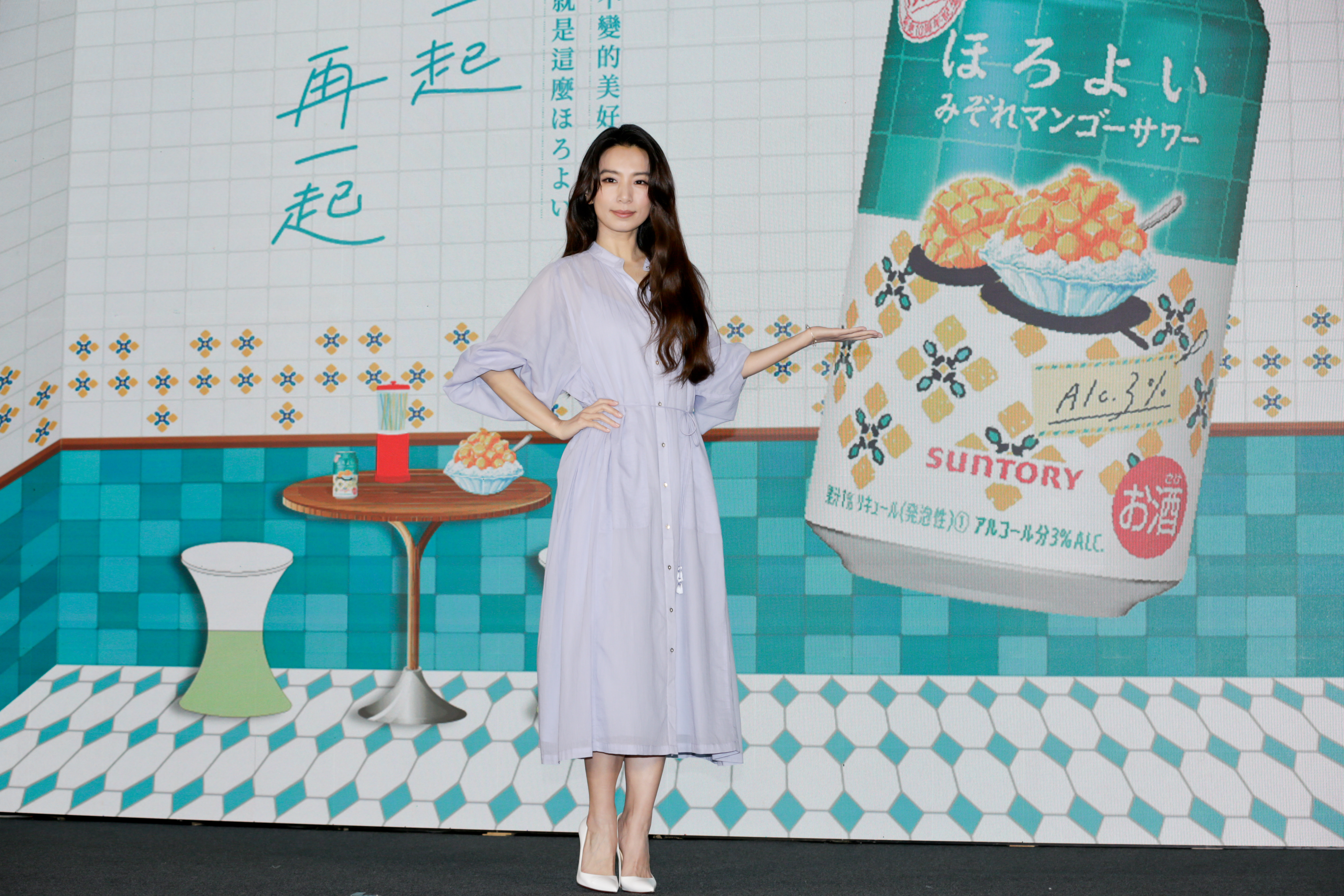 Hebe田馥甄為酒精飲料代言。