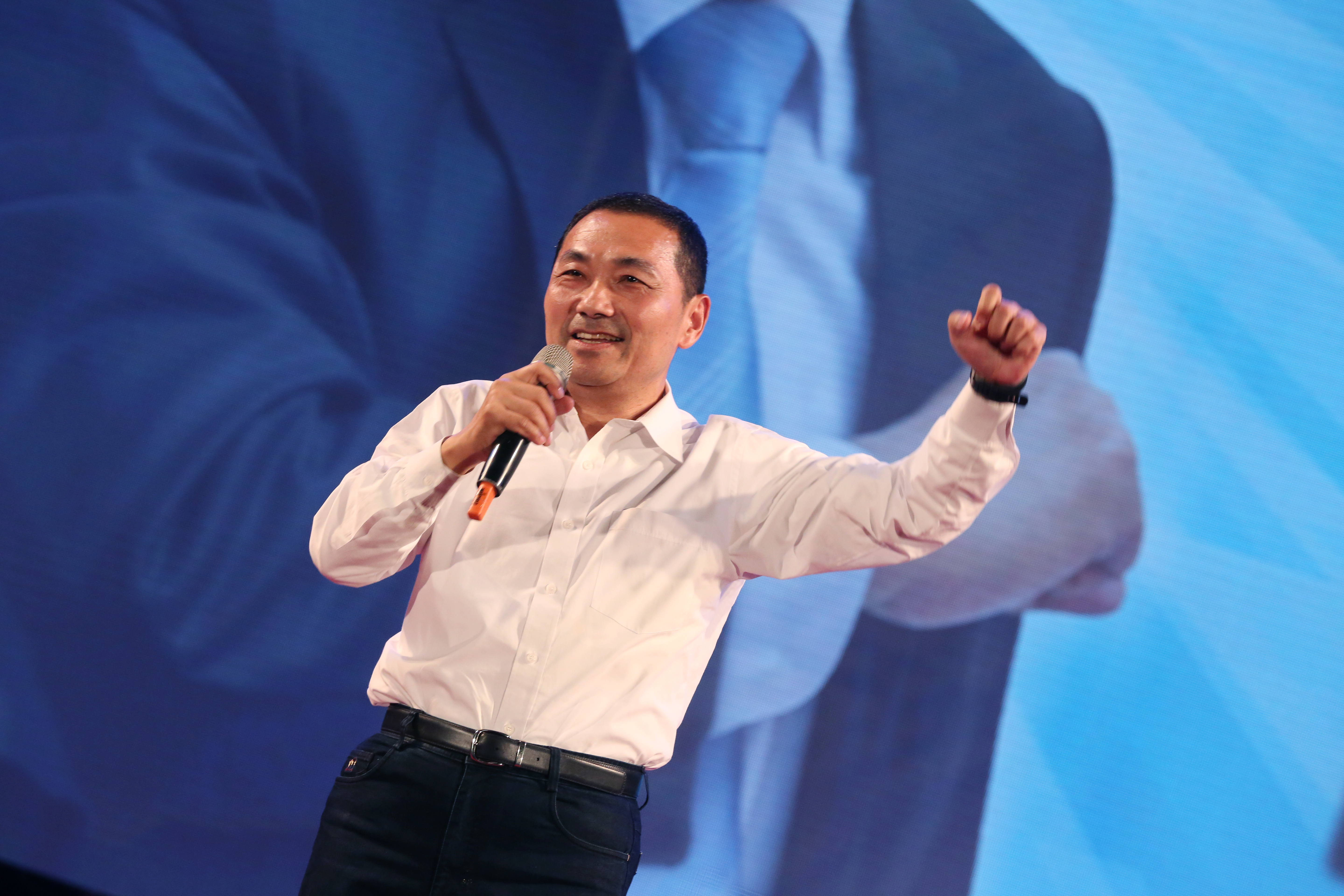 被外界批評回應很像HohoGPT機器人，侯友宜受訪回應，不能忽略ChatGPT的影響力，尤其在勞動力、選舉散播假訊息等。（本刊資料照）