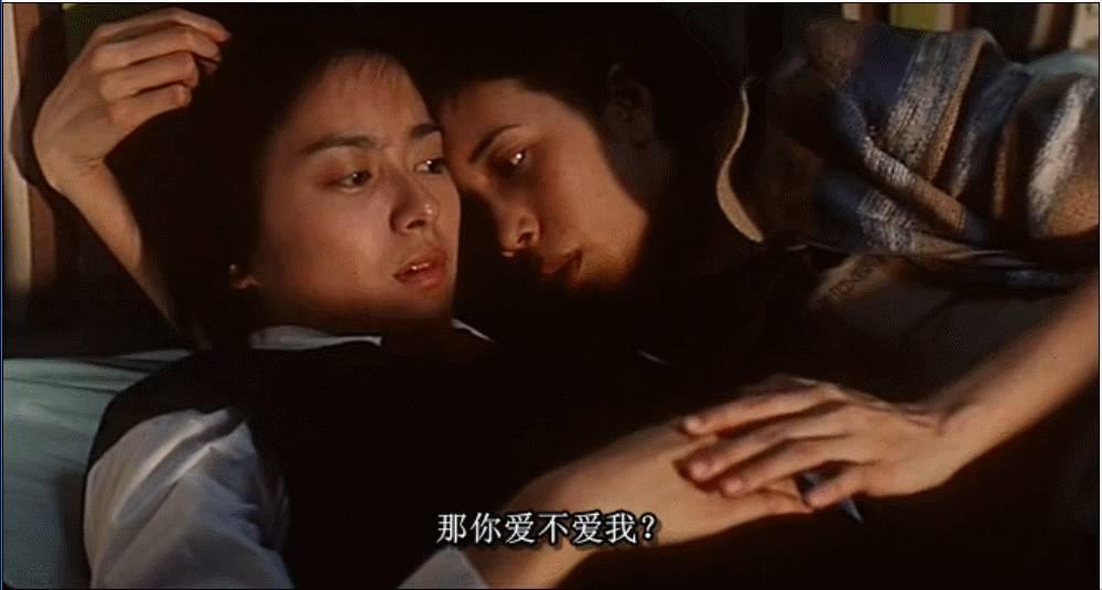 張艾嘉的作品裡不乏描寫同性情誼,《心動》裡莫文蔚就愛著梁詠琪,但最後嫁給了金城武。(網路圖片)