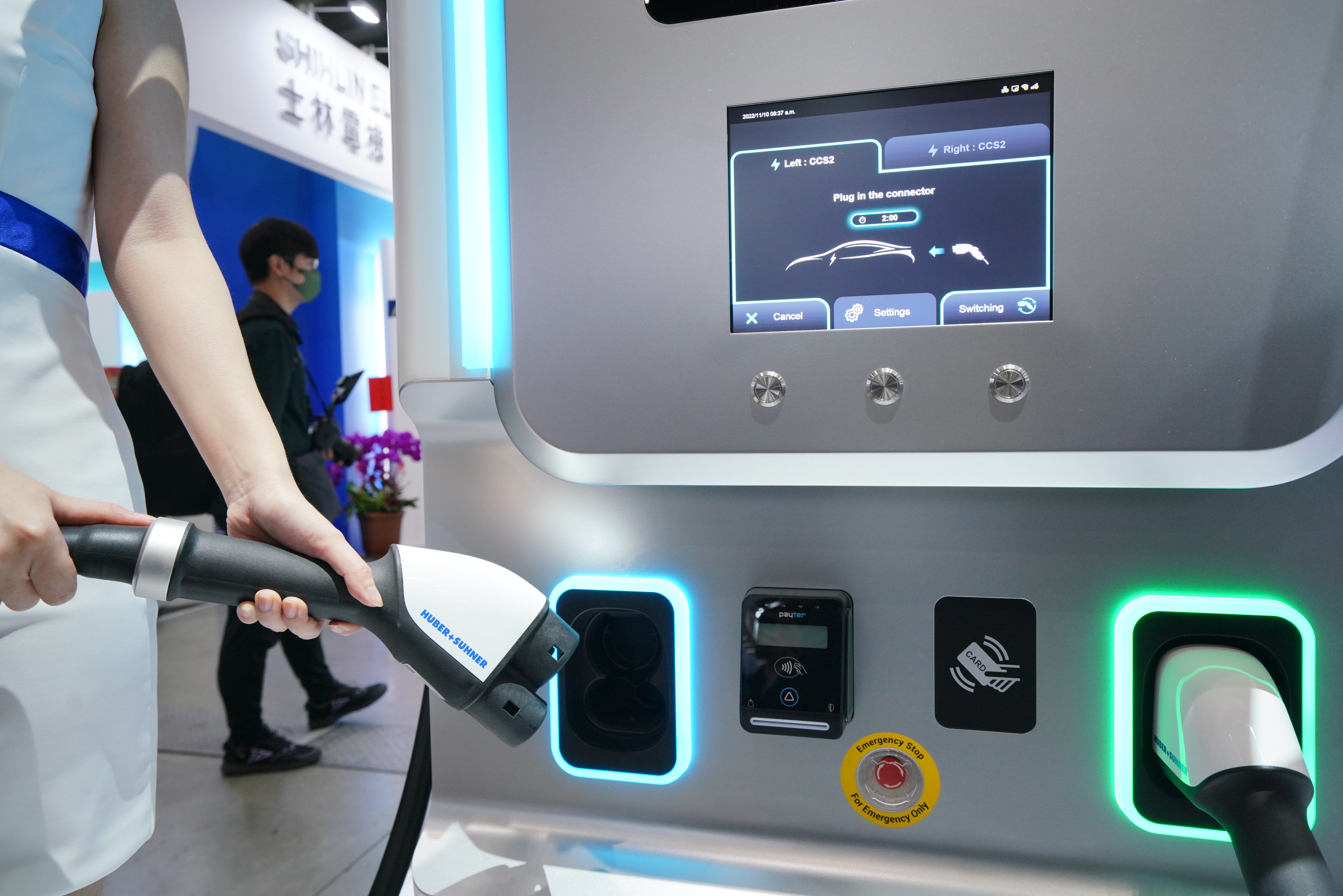 飛宏科技將電動車能源事業群獨立成馳諾瓦科技，希望藉此能為全球合作夥伴提供更多元的充電解決方案。