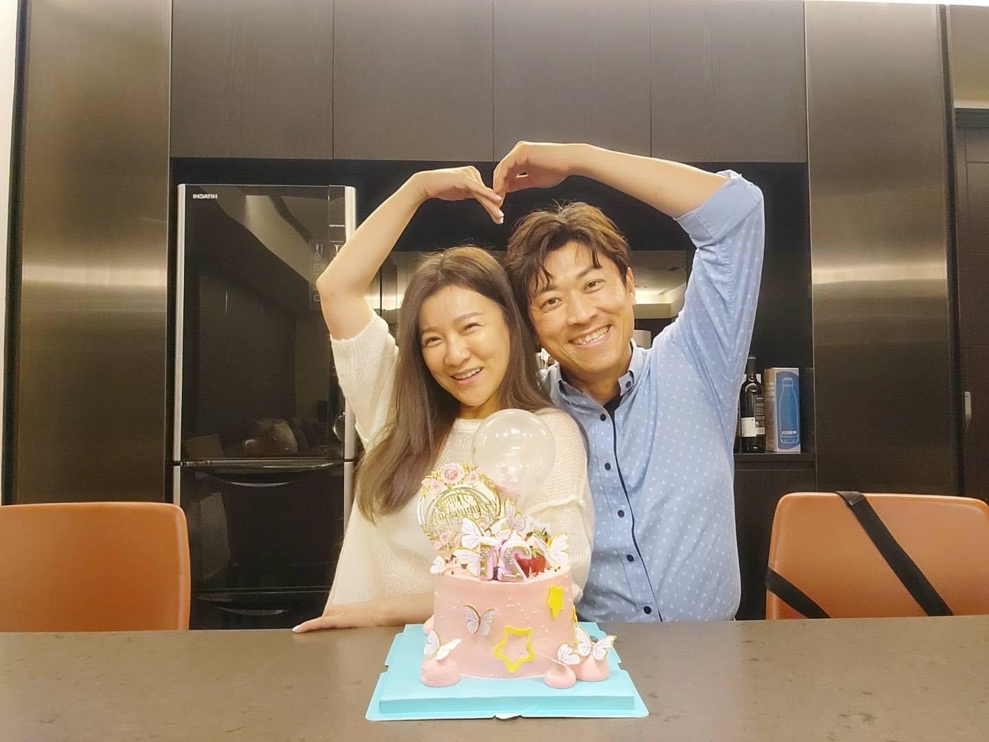 侯昌明與曾雅蘭結婚21年,兩人感情依舊甜蜜。(翻攝自侯昌明臉書)