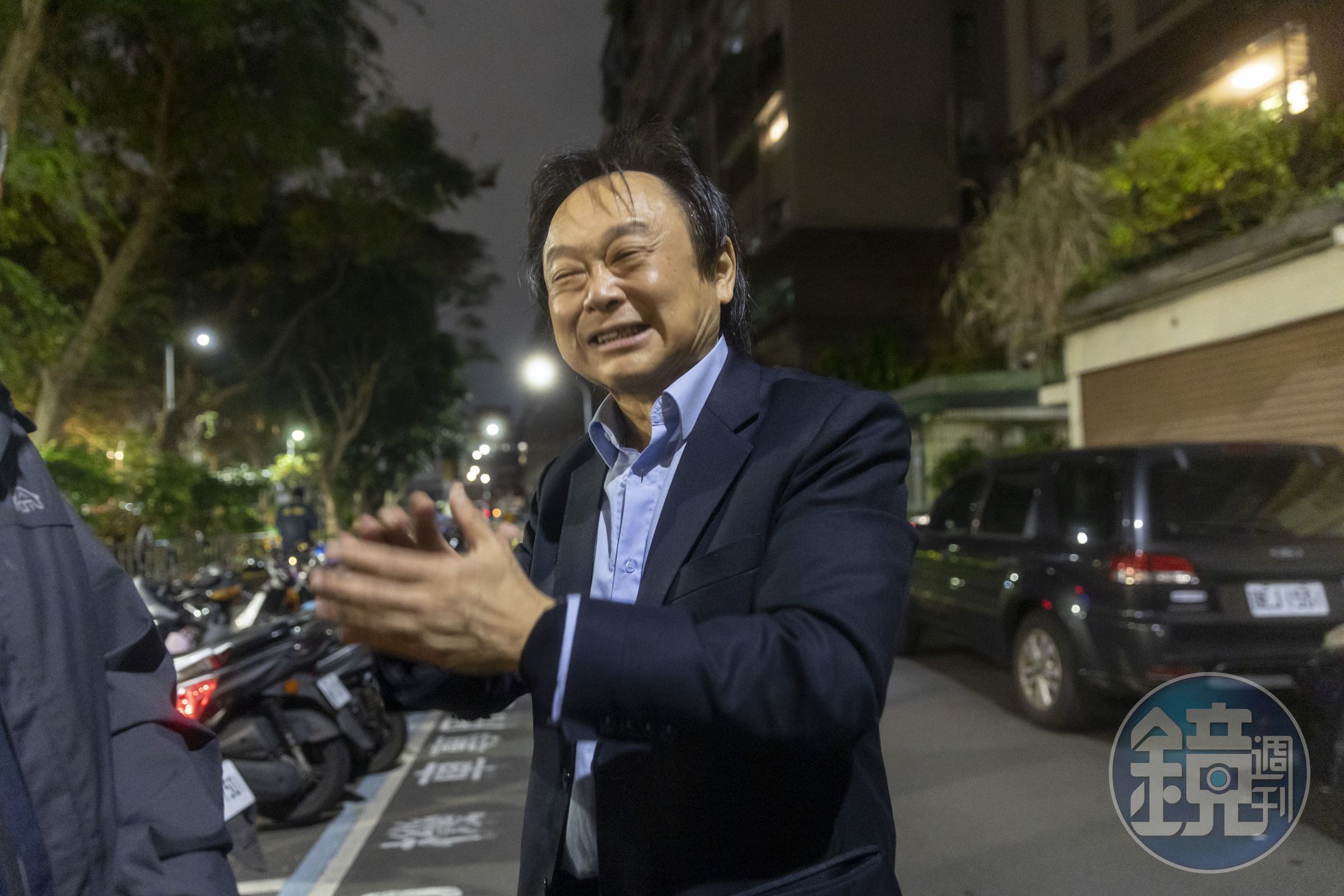 王世堅透露自己只有2套襪子及內褲,「每天洗澡就順便把內褲和襪子洗一洗、晾乾」,引起網友熱議。(本刊資料照)
