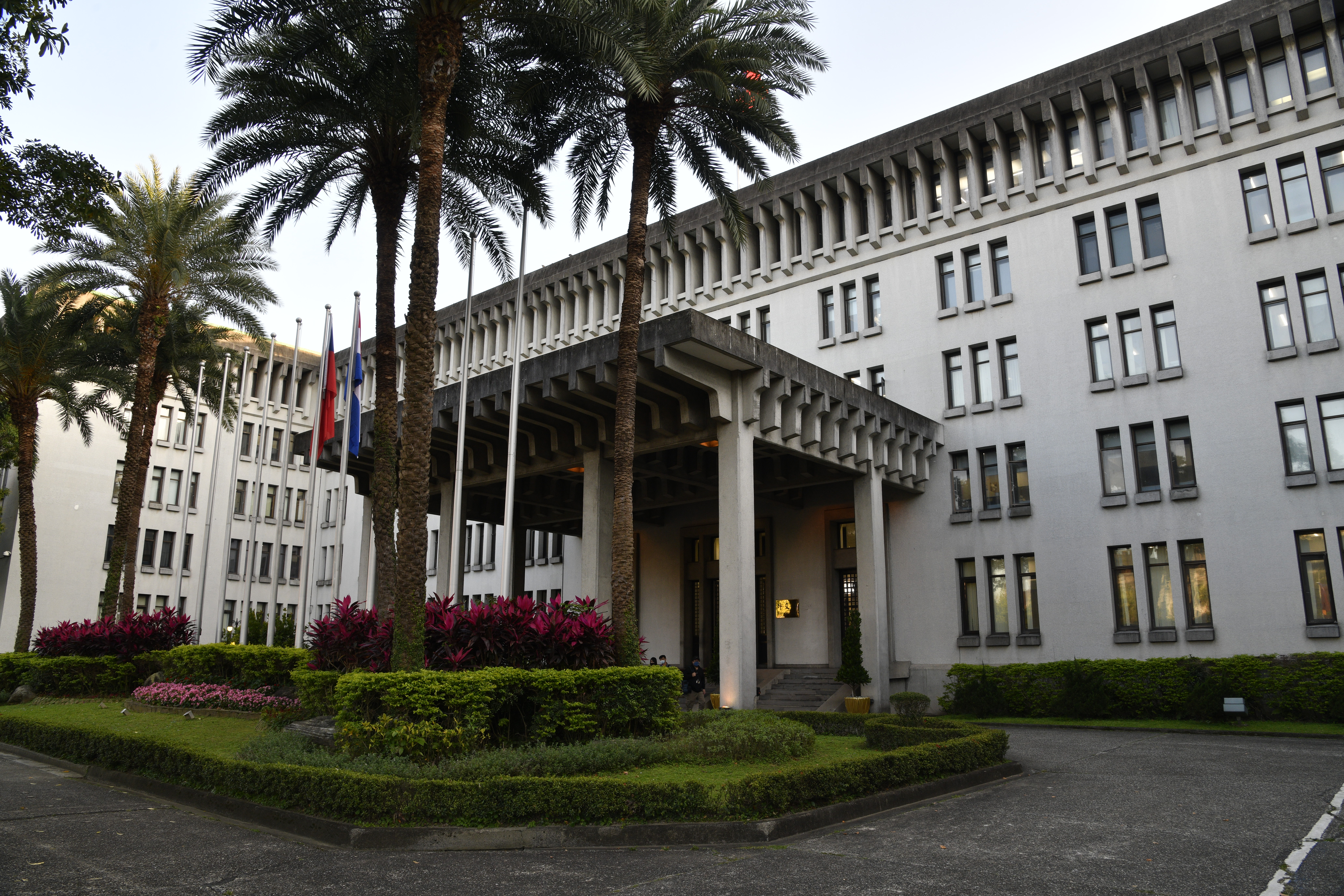 我國駐巴西聖保羅辦事處組長輕生事件越滾越大，家屬出面呼籲希望還其清白。（本刊資料照）