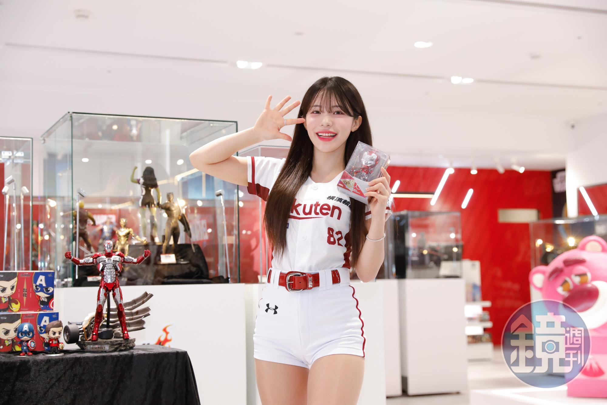 李多慧首次在台擔任一日店長,吸引超多粉絲前來近距離朝聖。