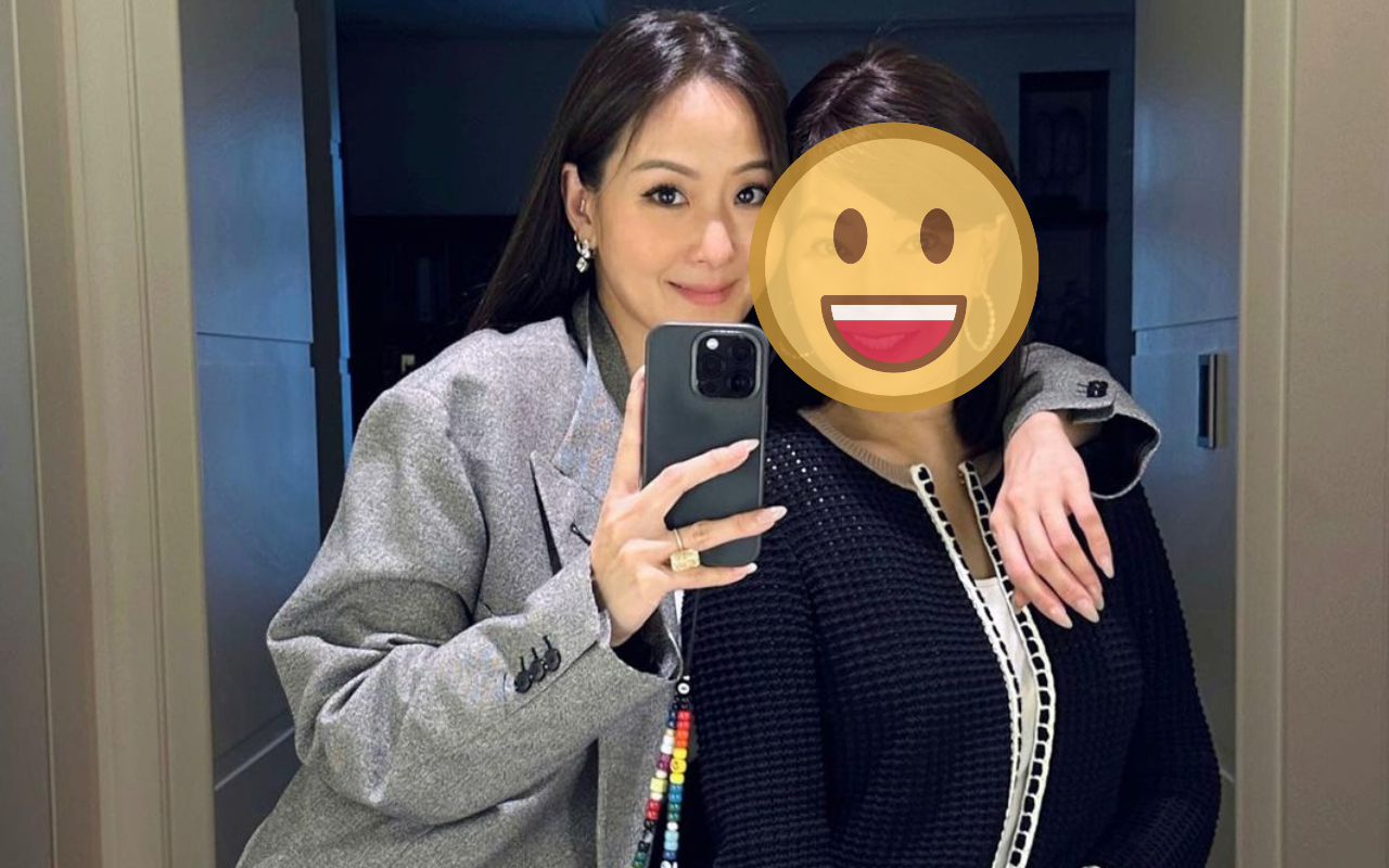 孫芸芸（左）與母親何念慈（右）同框慶生。（翻攝自孫芸芸IG）