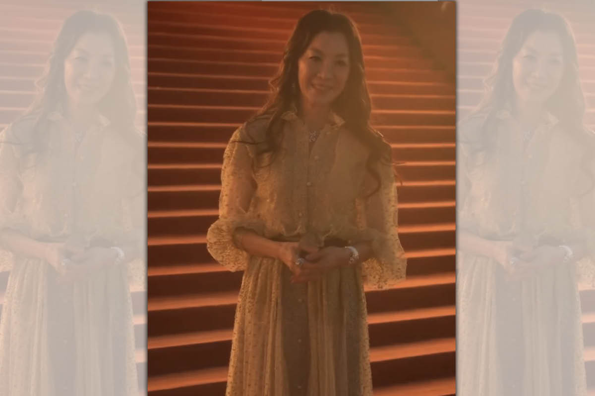 新出爐的奧斯卡影后楊紫瓊帶著小金人回到自己事業的起點香港，並受邀擔任本屆香港電影金像獎頒獎嘉賓。（翻攝自香港電影金像獎IG）