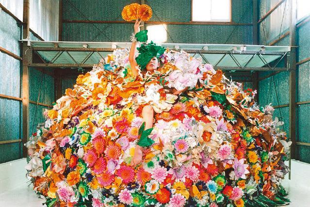 《碧悠畢露》為日本變性藝術家碧悠畢露紀錄片,獲不少海內外影展肯定。(翻攝自eiga.com)