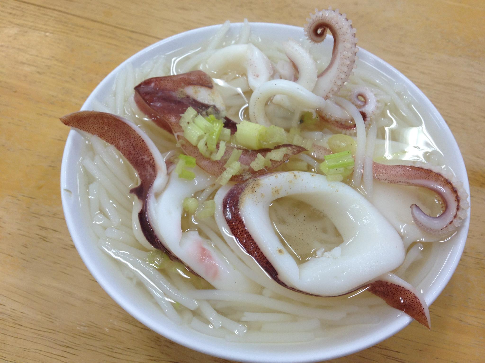 台南國華街美食「葉家小卷米粉」宣布將於5月3日回歸。（翻攝自葉家小卷米粉臉書粉專）