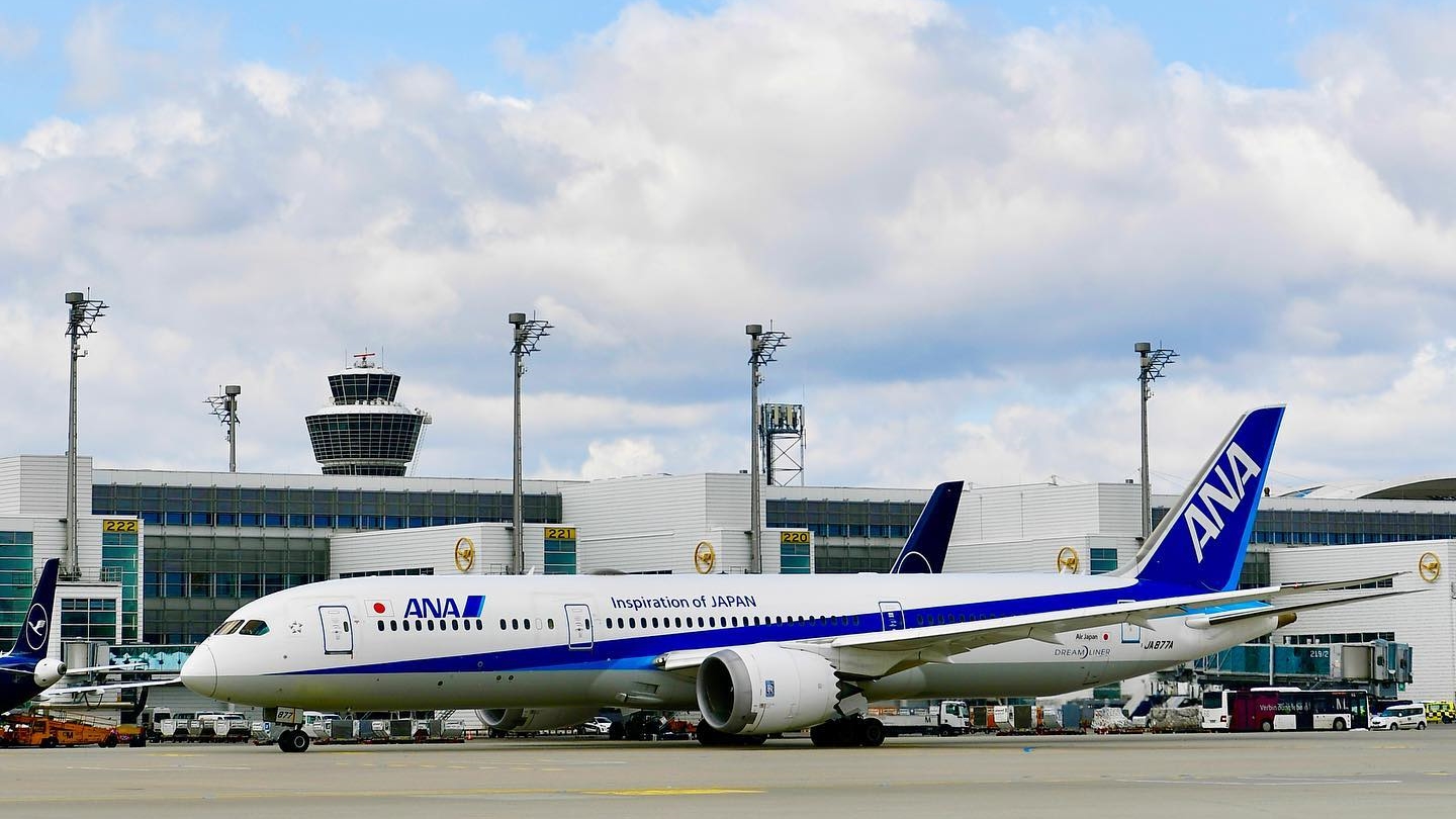 全日空越南官網出現BUG票價，雅加達飛美國商務艙來回只要1.5萬。（翻攝自ANA.Japan臉書）