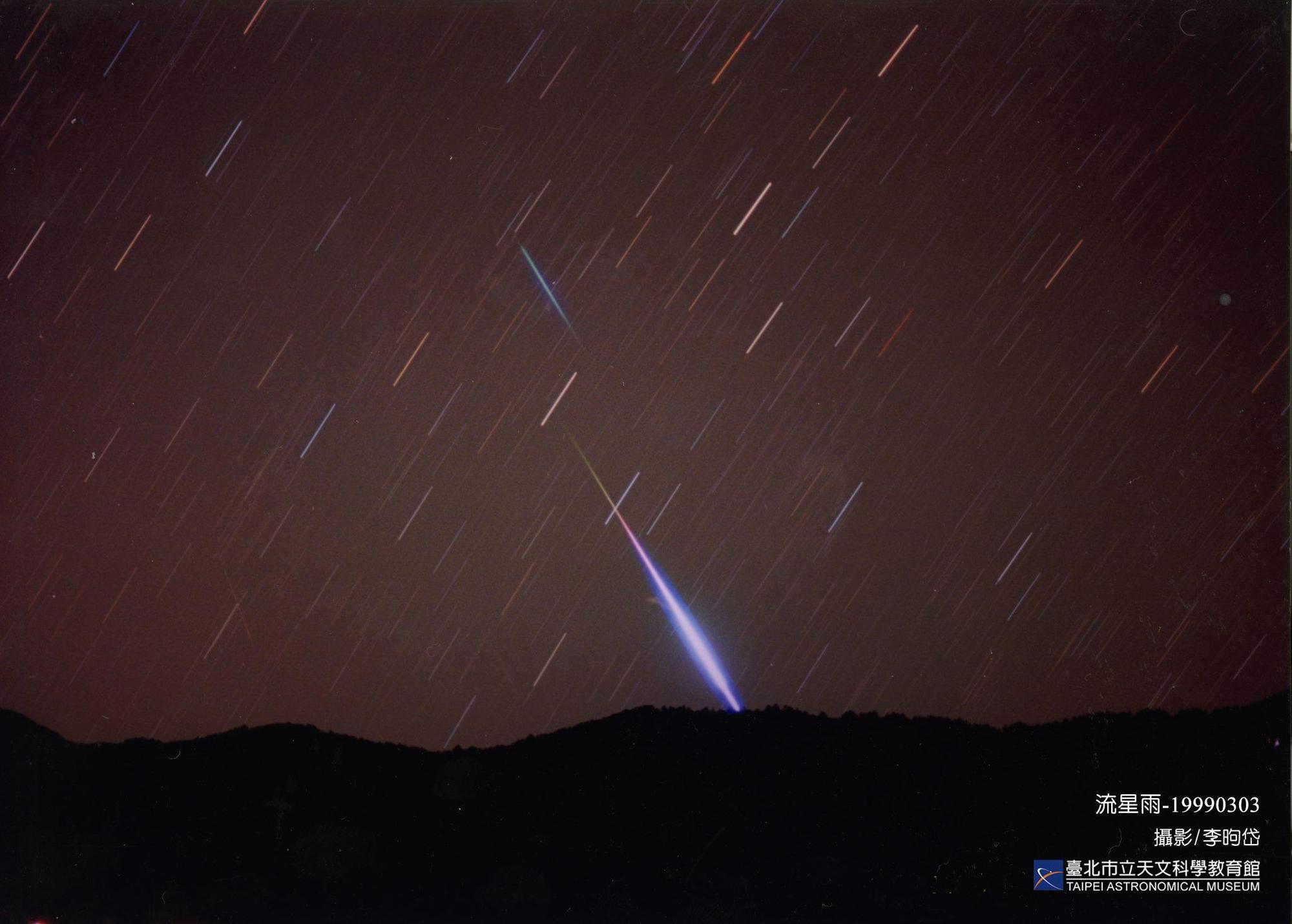 天琴座流星雨將在週日達到極大，前後連續3天，都是很好的觀賞時機。（台北市立天文館提供）