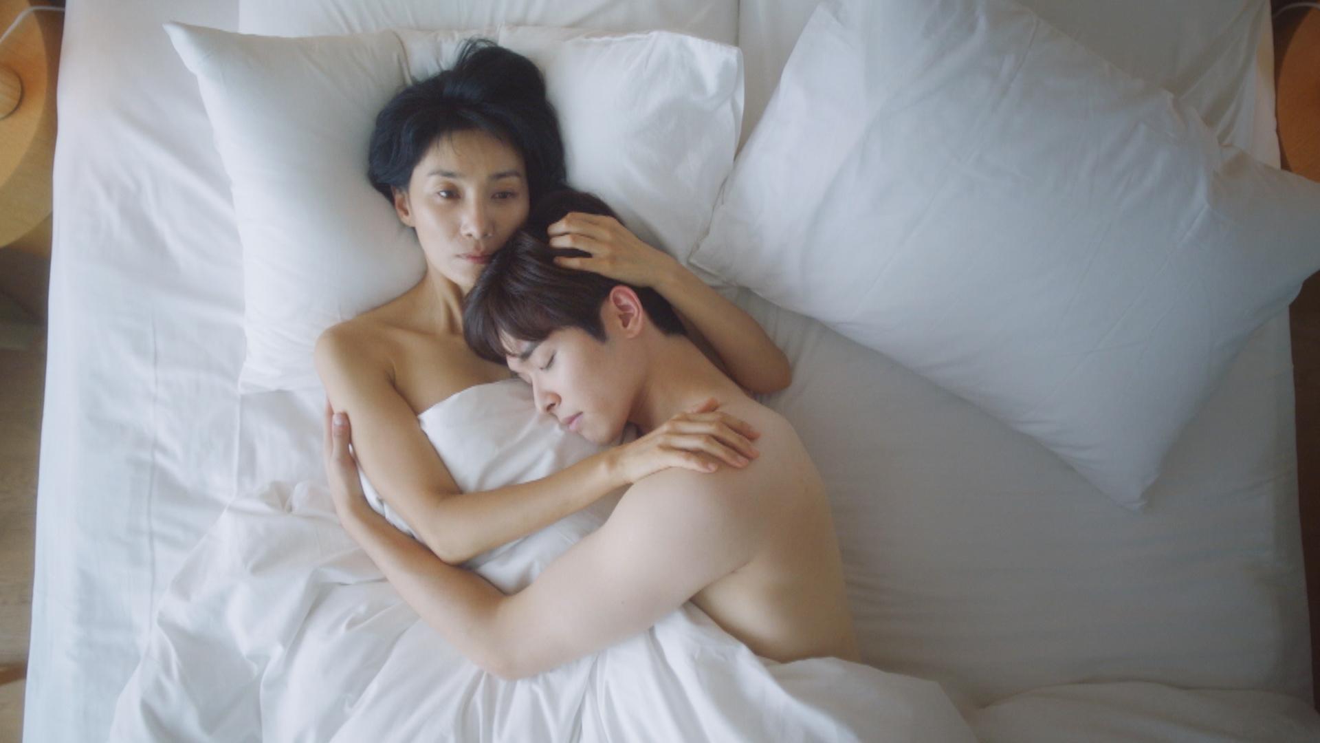 金瑞亨與李施優兩人膚色黑白分明。(龍華偶像台提供)
