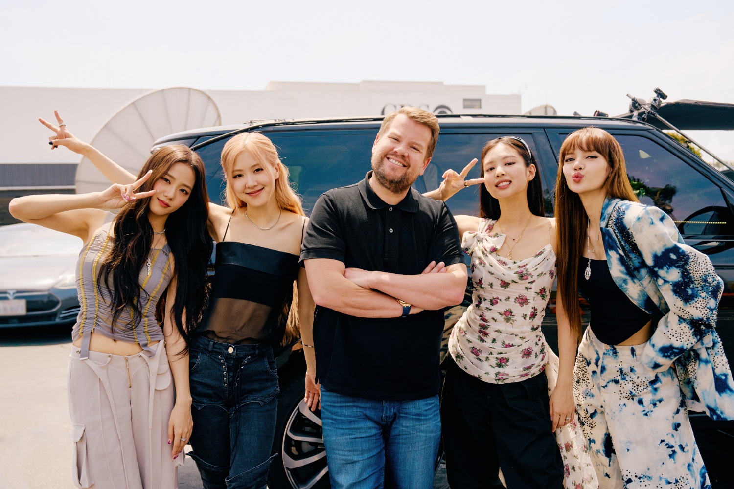 BLACKPINK作客美國脫口秀綜藝詹姆斯柯登的兜風KTV。(翻攝自The Late Late Show with James Corden推特)