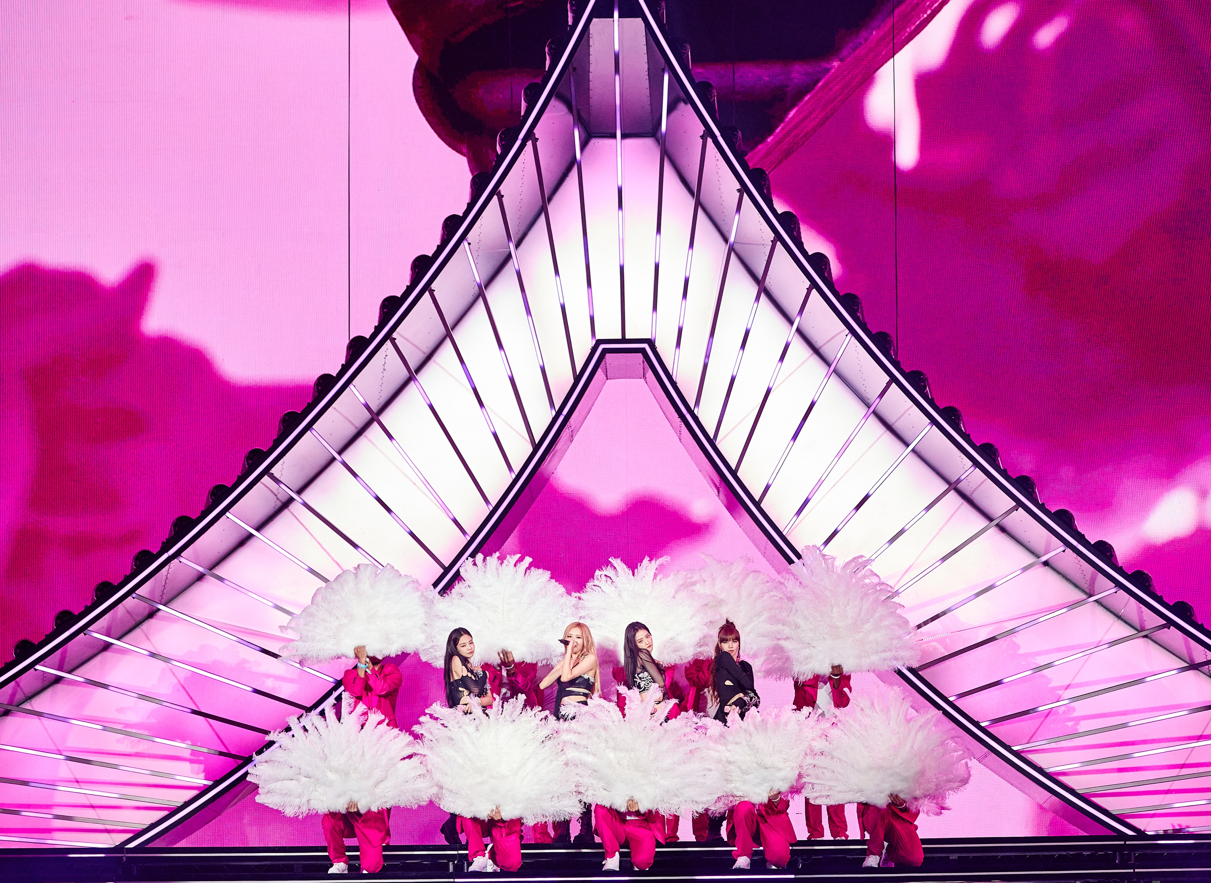 BLACKPINK上週在美國科切拉音樂節熱唱一小時。(網路圖片)