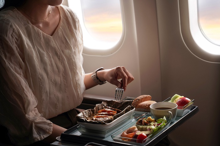 君品酒店旗下的頤宮中餐廳，特別為中華航空歐洲、美加航線全艙，設計「高空三星私房食藝」機上餐。（君品酒店提供）