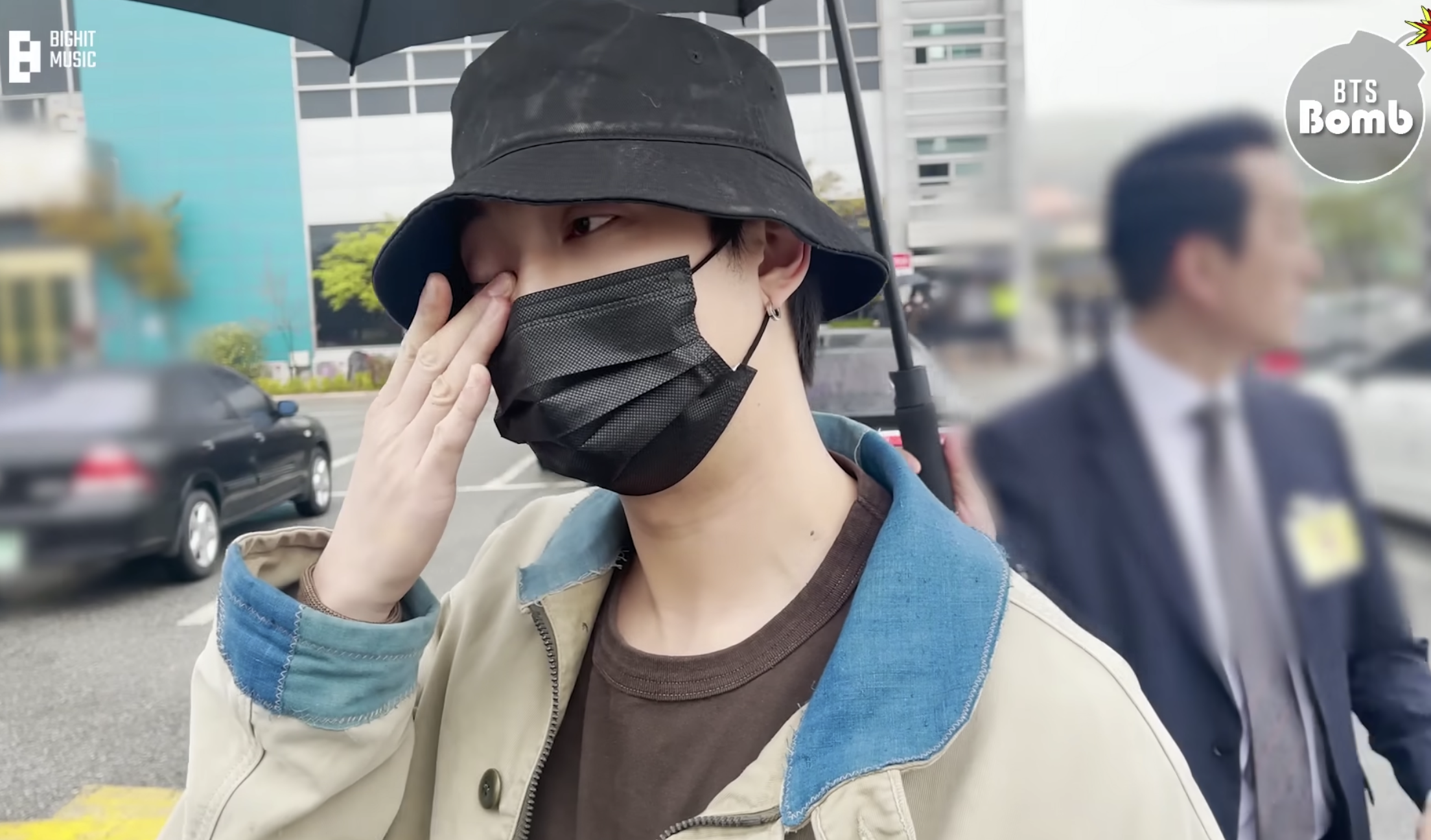 RM自爆不捨J-hope入伍前一天跑去喝酒。（截圖「BANGTANTV」YT）