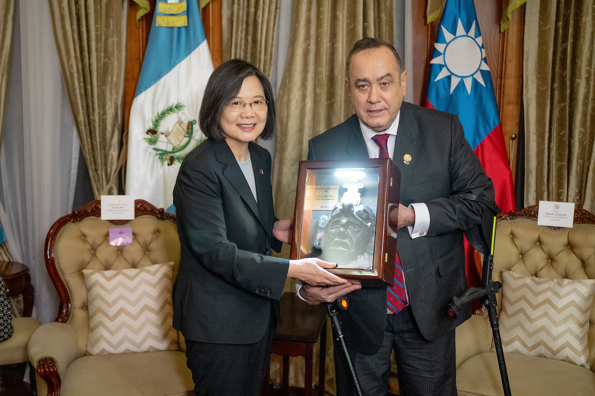 總統蔡英文上月底展開「民主夥伴共榮之旅」，與瓜國總統賈麥岱進行會談暨見證兩國外長簽署協定。（總統府提供）