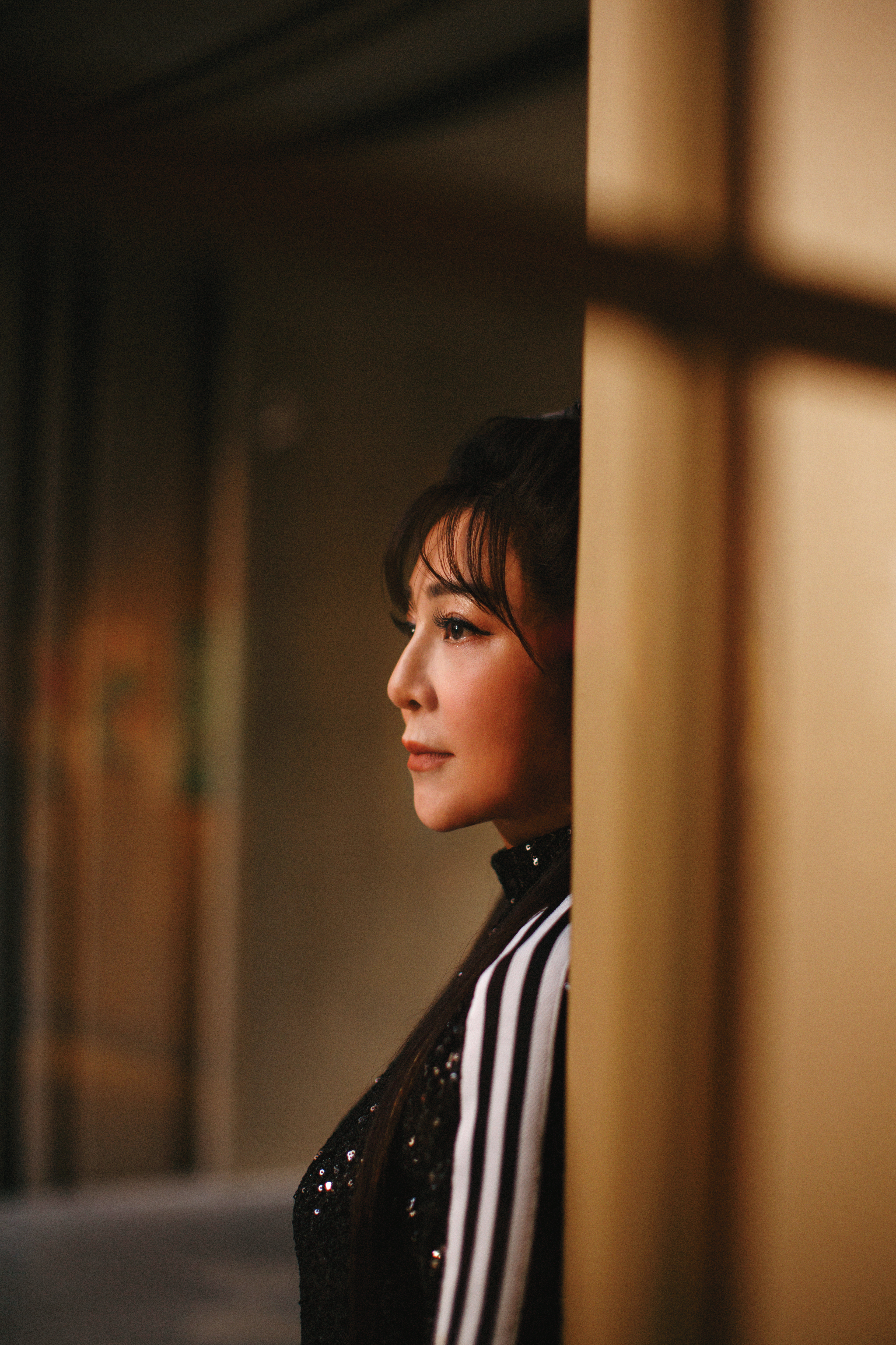 趕行程前,王彩樺仍不忘打電話給女兒的老師安排事情。自己未能感受太多媽媽的愛,當媽後的王彩樺自認母性超強。