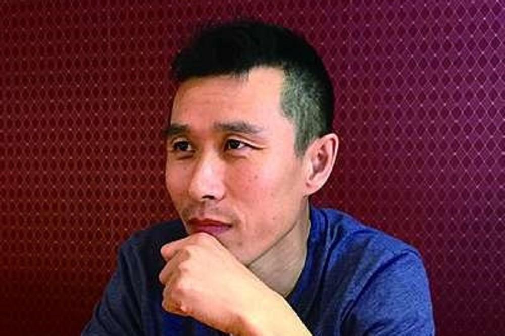八旗文化總編輯富察(李延賀)3月赴中國探親,但卻傳出在上海被警方秘密拘捕。(翻攝貝嶺推特)