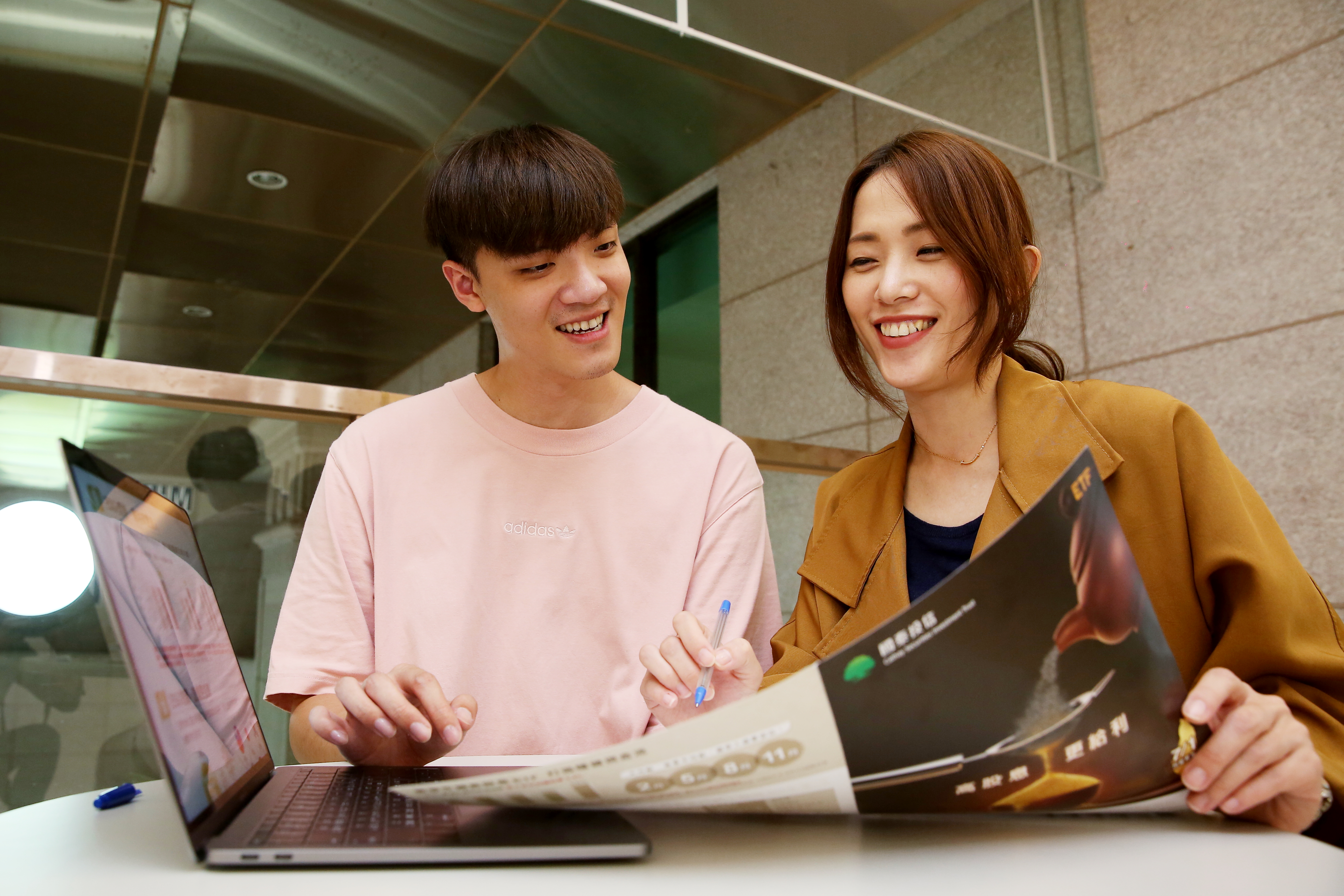 股東人數逼近百萬的00878，是高股息ETF中的人氣標的。