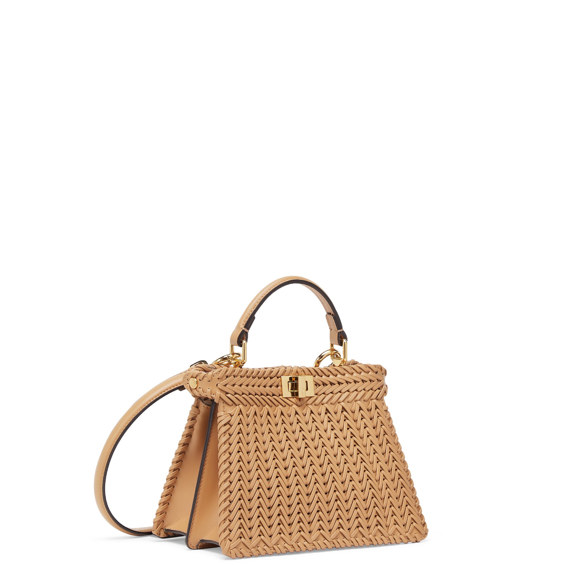 皮革編織Peekaboo ISeeU Petite。NT$145,000(FENDI提供)