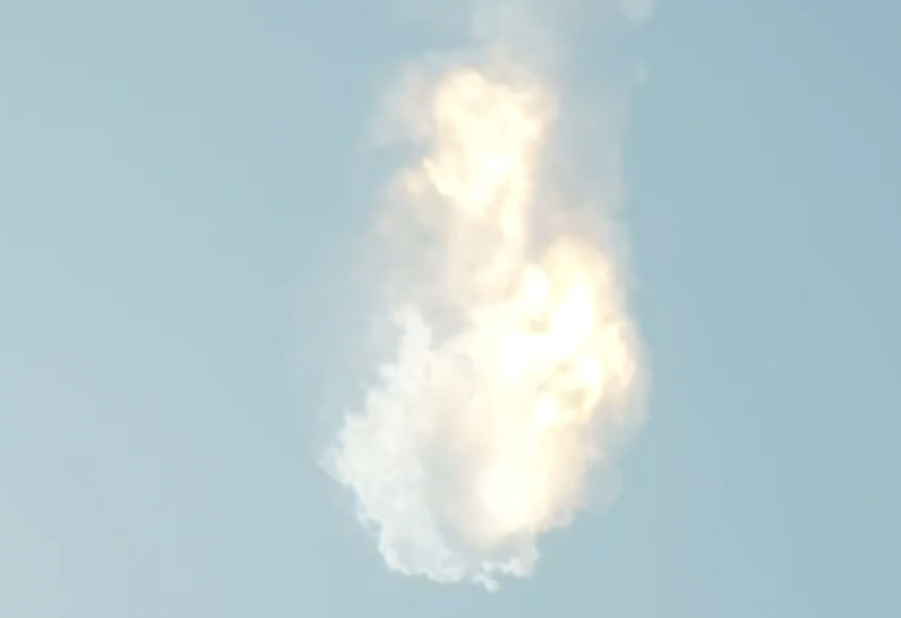 星艦(Starship)爆炸當下。(翻攝自@SpaceX)