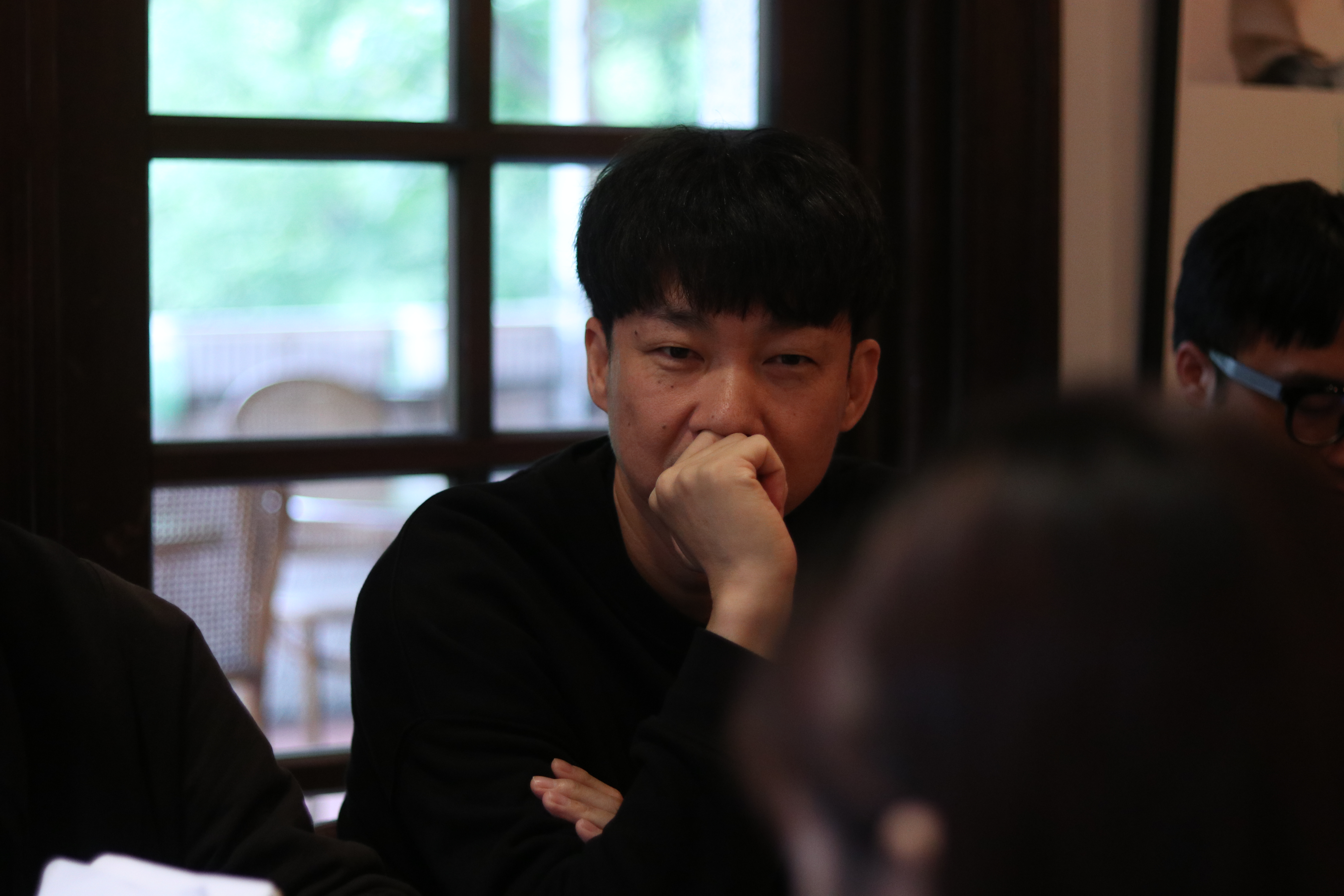 松永大司看到眾多台灣媒體難掩興奮，直呼過去很少同時接受多家媒體訪問，也很感謝台灣記者支持。（天馬行空提供）