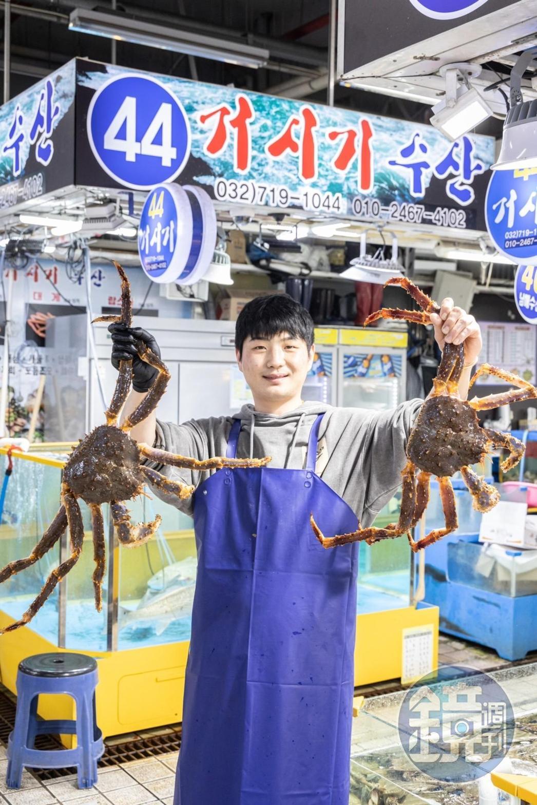 蘇來浦漁港的海蟹類名氣很旺，許多韓國本地遊客也因此慕名而來。