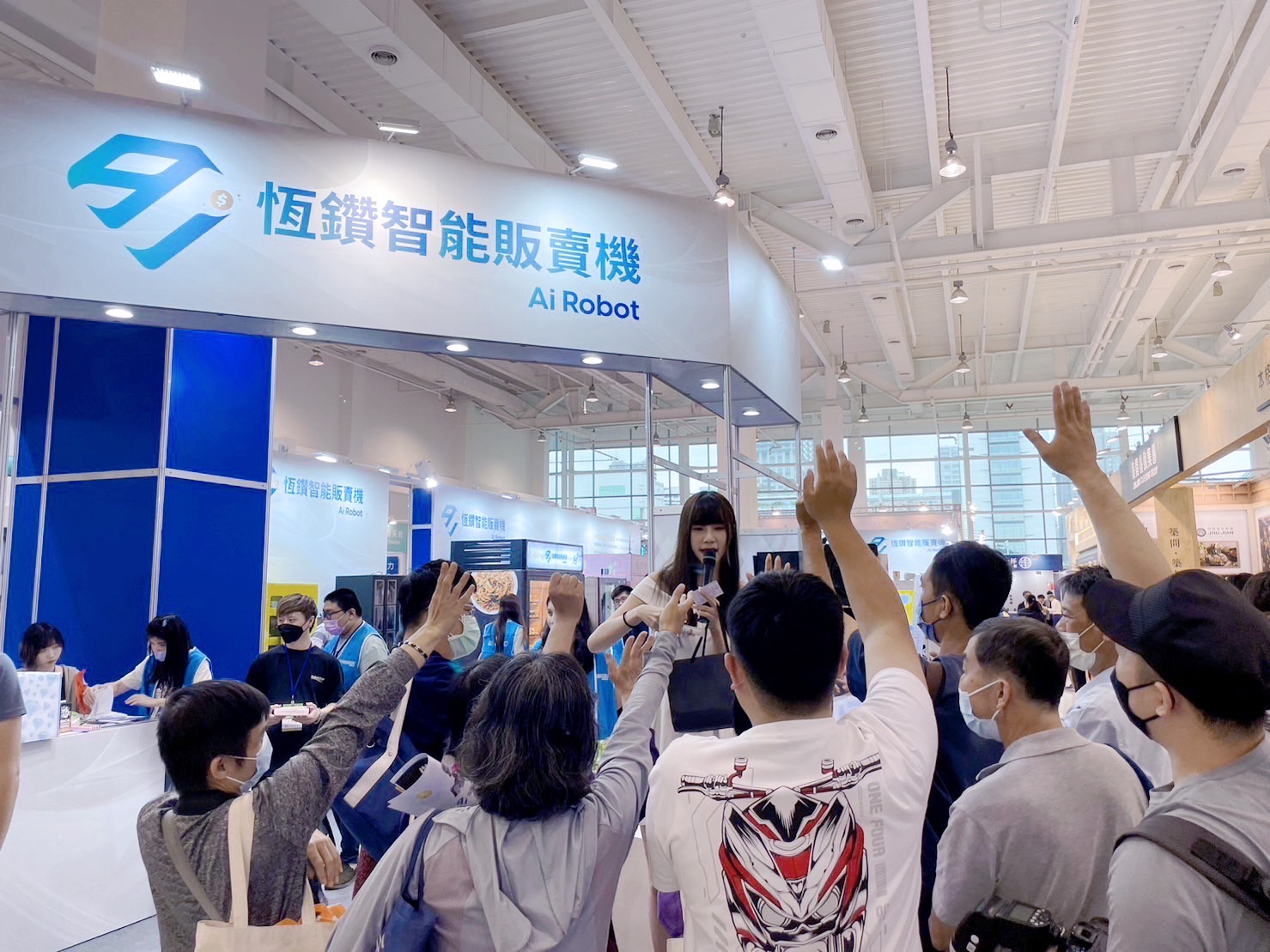 台灣第一家透過學術認證取得聯合國CER碳權抵銷憑證之碳中和網路整合行銷公司，成立20年期間行銷3000家品牌。