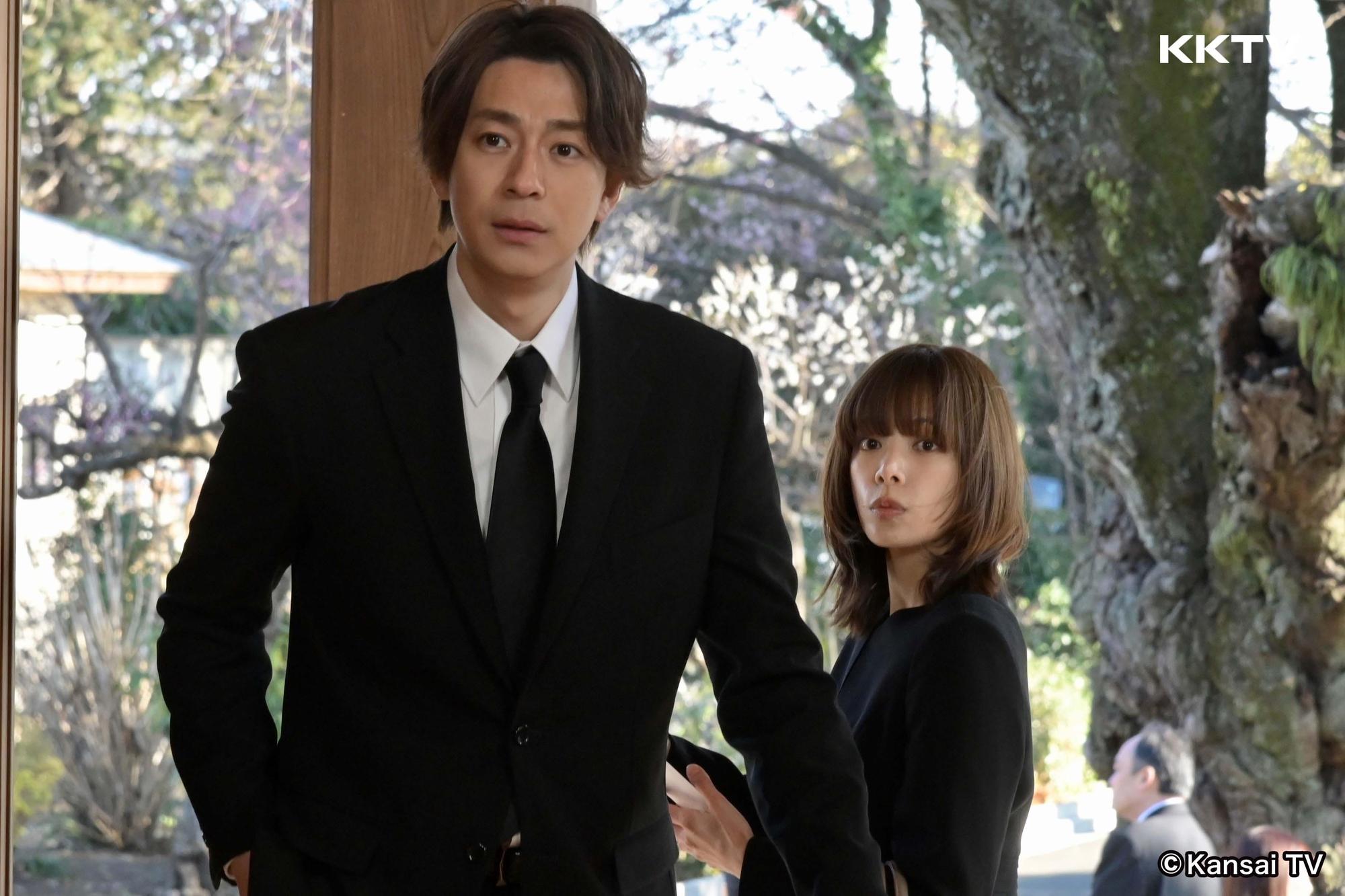 櫻井友紀(右)最推薦的牛郎是三浦翔平,她認為三浦飾演的直樹很有包容力。(KKTV提供)