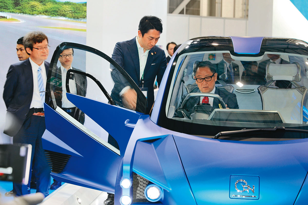 TOYOTA與GaN System成功打造全氮化鎵車,實際驗證氮化鎵用於車上的可行性。(翻攝gan-vehicle.jp)