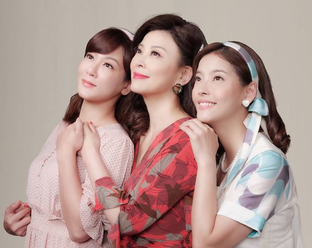邱琦雯和方馨王樂妍在《美麗人生》飾演苦難姊妹淘。(翻攝臉書)