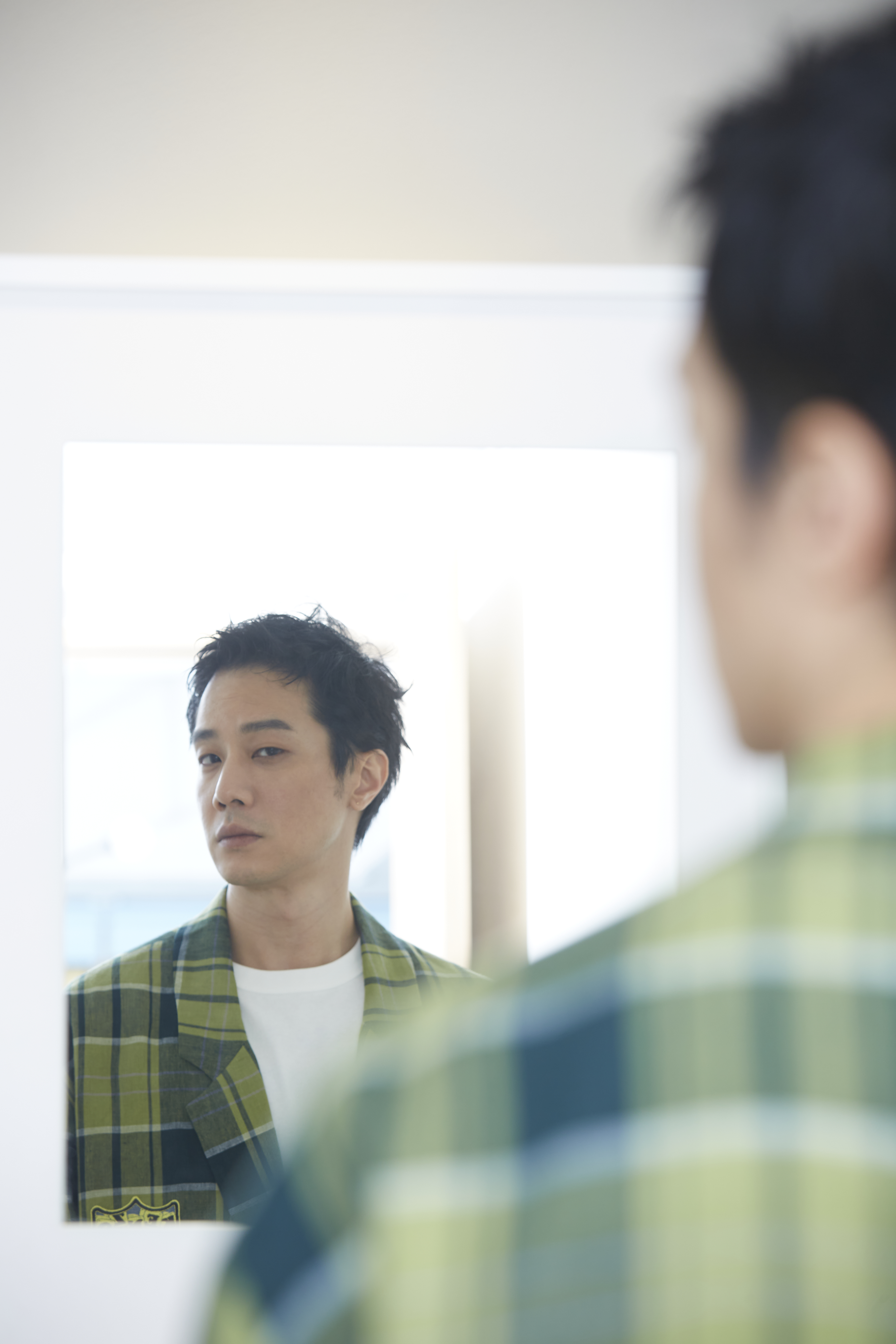 薛仕凌認為，如果《疫起》以他的媒體視角切入，他最後可能會愈演野心愈大愈膨脹，最後要花很長時間才能抽離角色。
