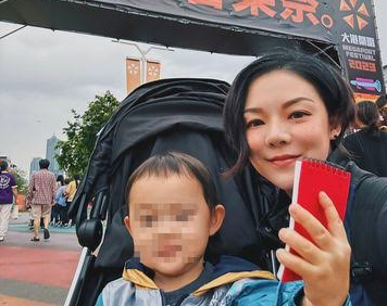 歐陽靖的育兒日常經常引起迴響。（翻攝自歐陽靖臉書）