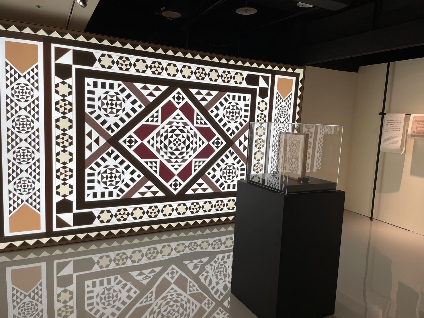世界宗教博物館即日起到9月10日在「消失的密室」特展室,推出「文物開窗系列特展~穆斯林書房一隅」。(世界宗教博物館提供)