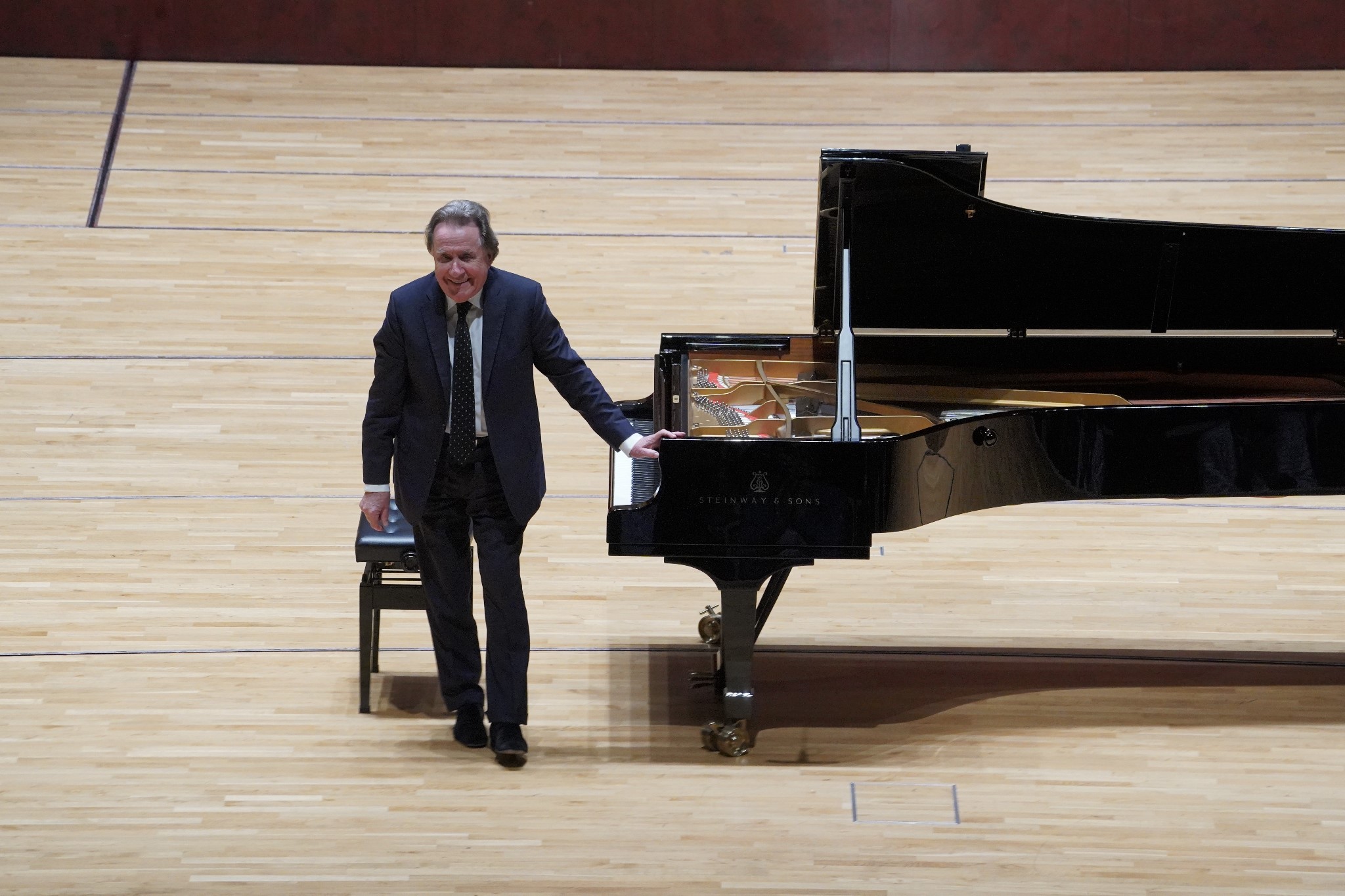 鋼琴大師布赫賓德來台演奏全套貝多芬奏鳴曲,於26日晚間在台北國家音樂廳舉行首演。(牛耳藝術提供)