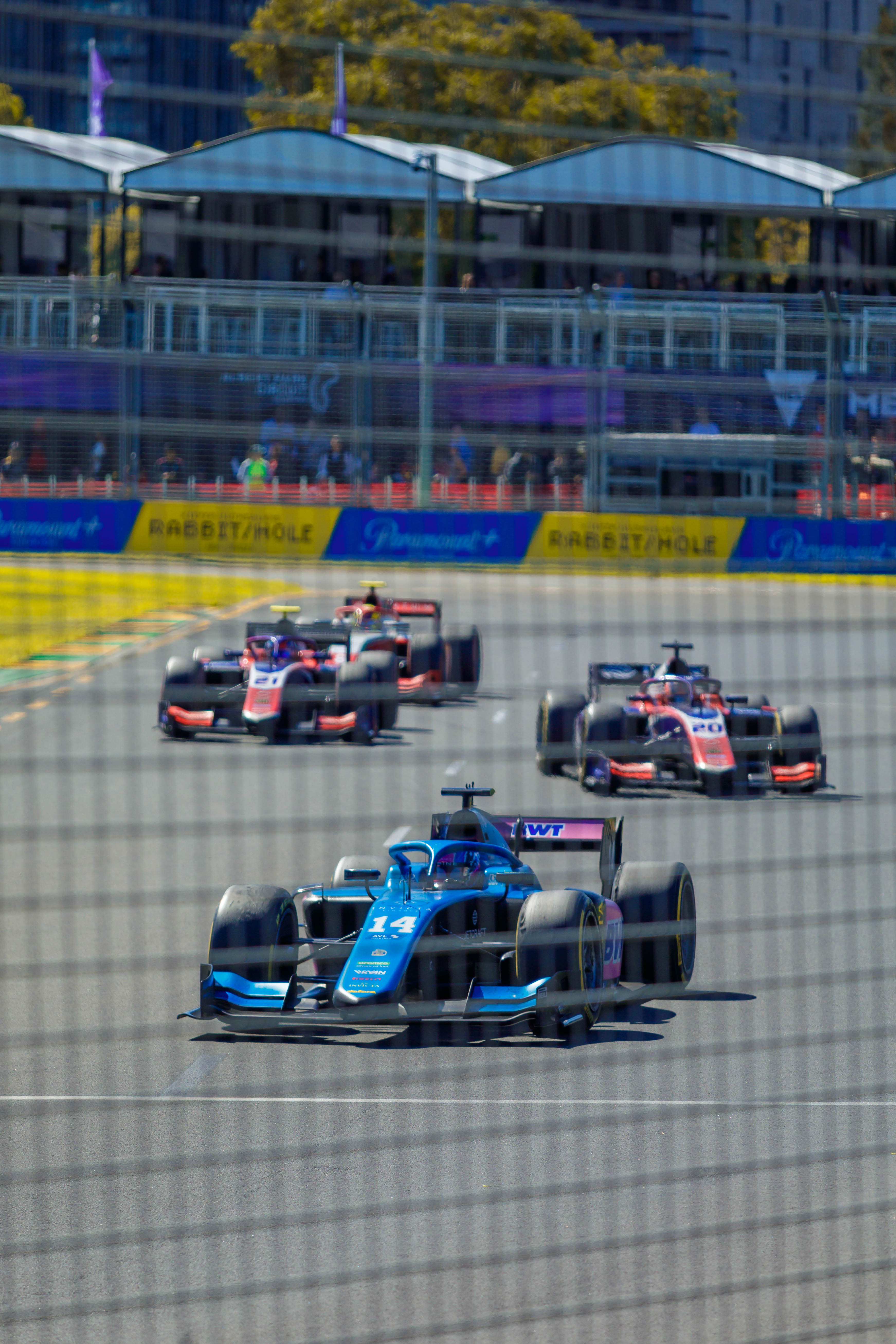 4月2日的F1賽事十分戲劇化，最終由Max Verstappen奪冠。