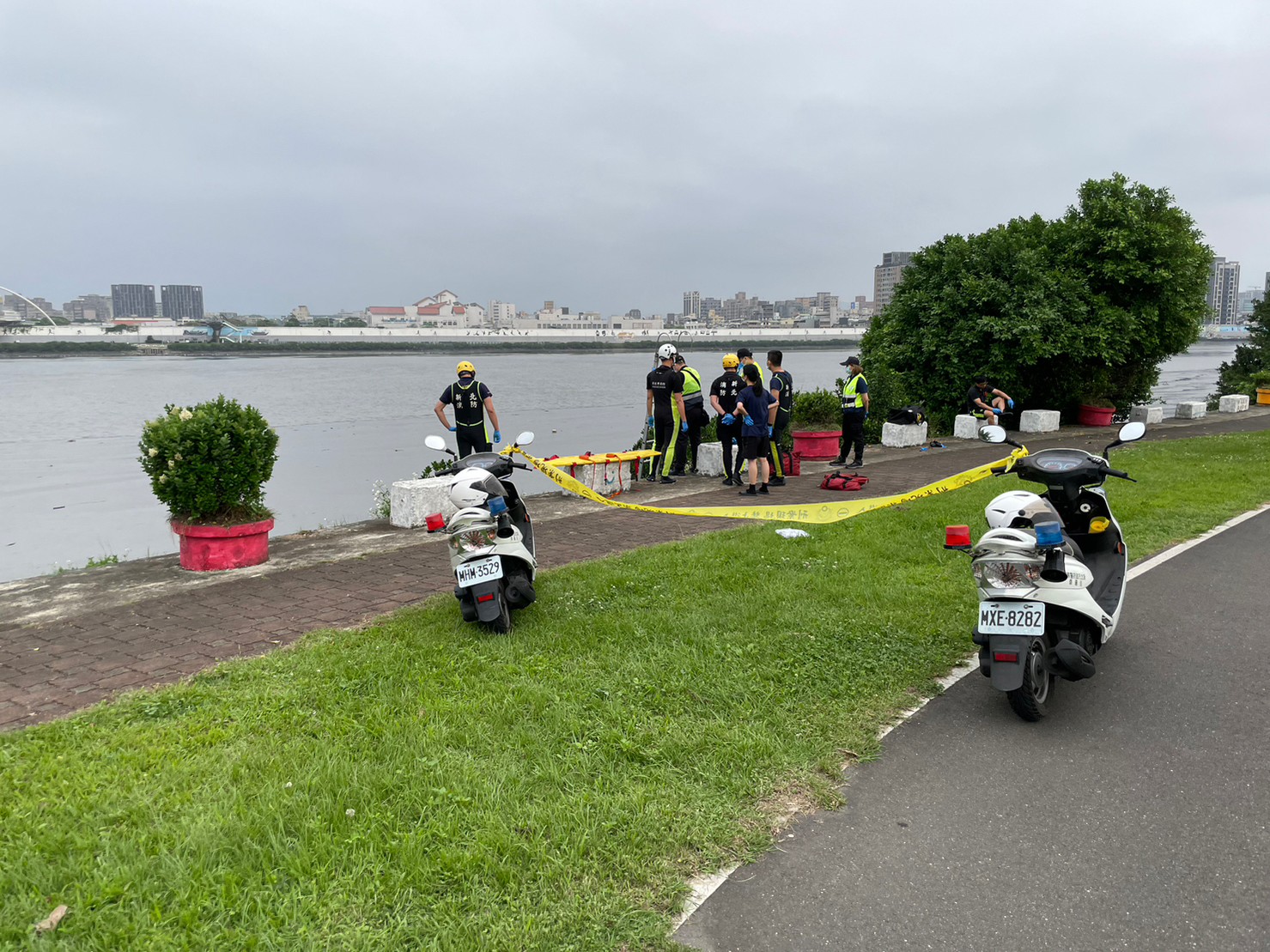 警方到場拉起封鎖線。（警方提供）