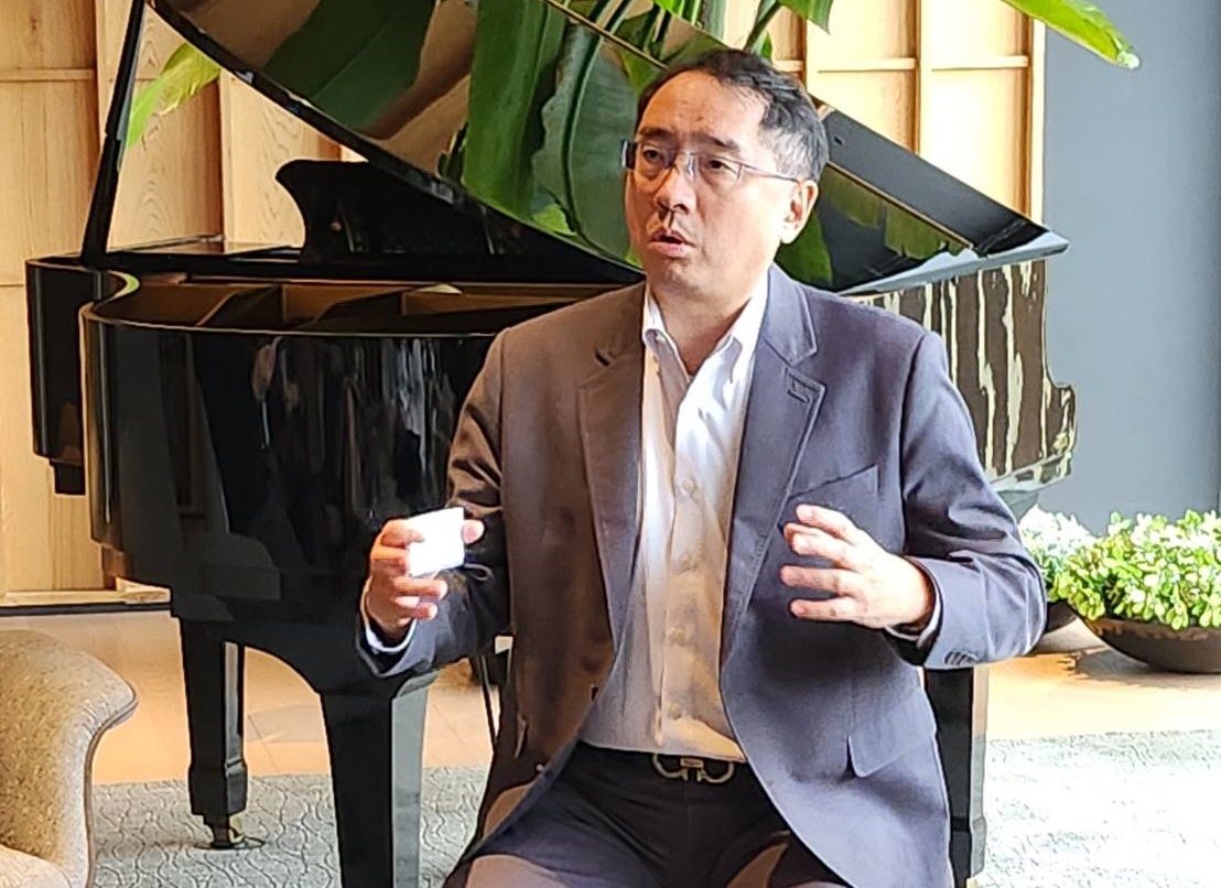 家居建設總經理室特助周堅華說：「受限貸令影響，家居安曼產品做了產品修正，44坪最低總價5千萬元。」