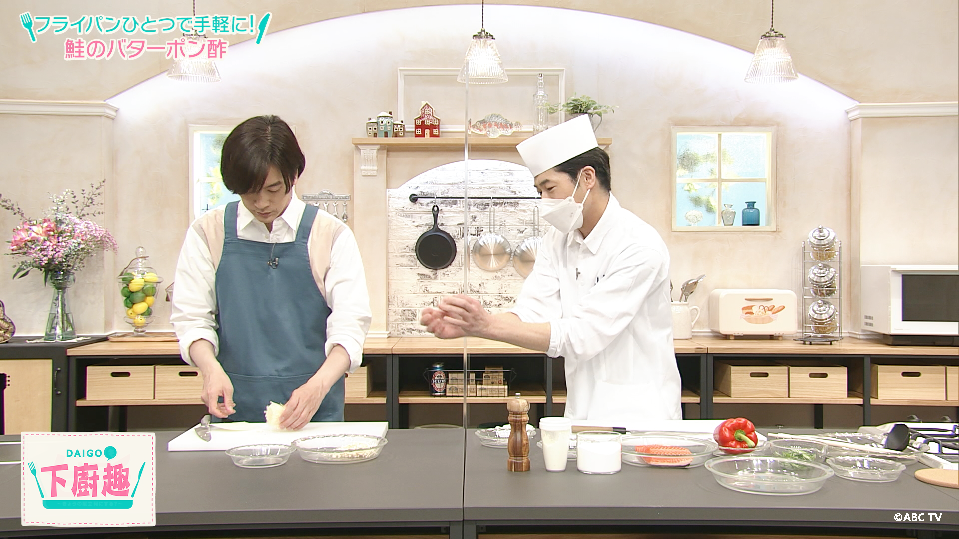 日星DAIGO主持廚藝節目《DAIGO下廚趣》，希望將來能做女兒的便當。（國興衛視提供）