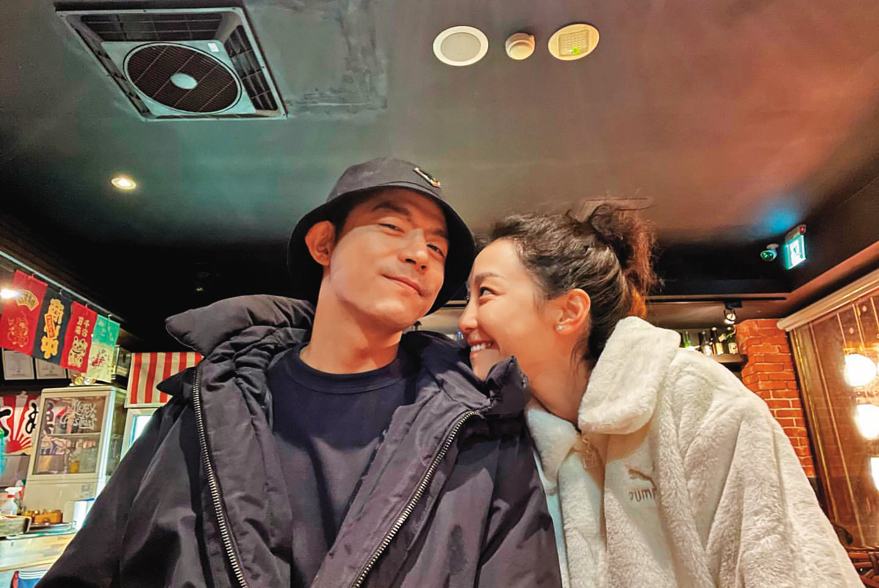 和謝欣穎（右）的戀情穩定，王柏傑（左）享受人生簡單的幸福。（翻攝自謝欣穎IG）