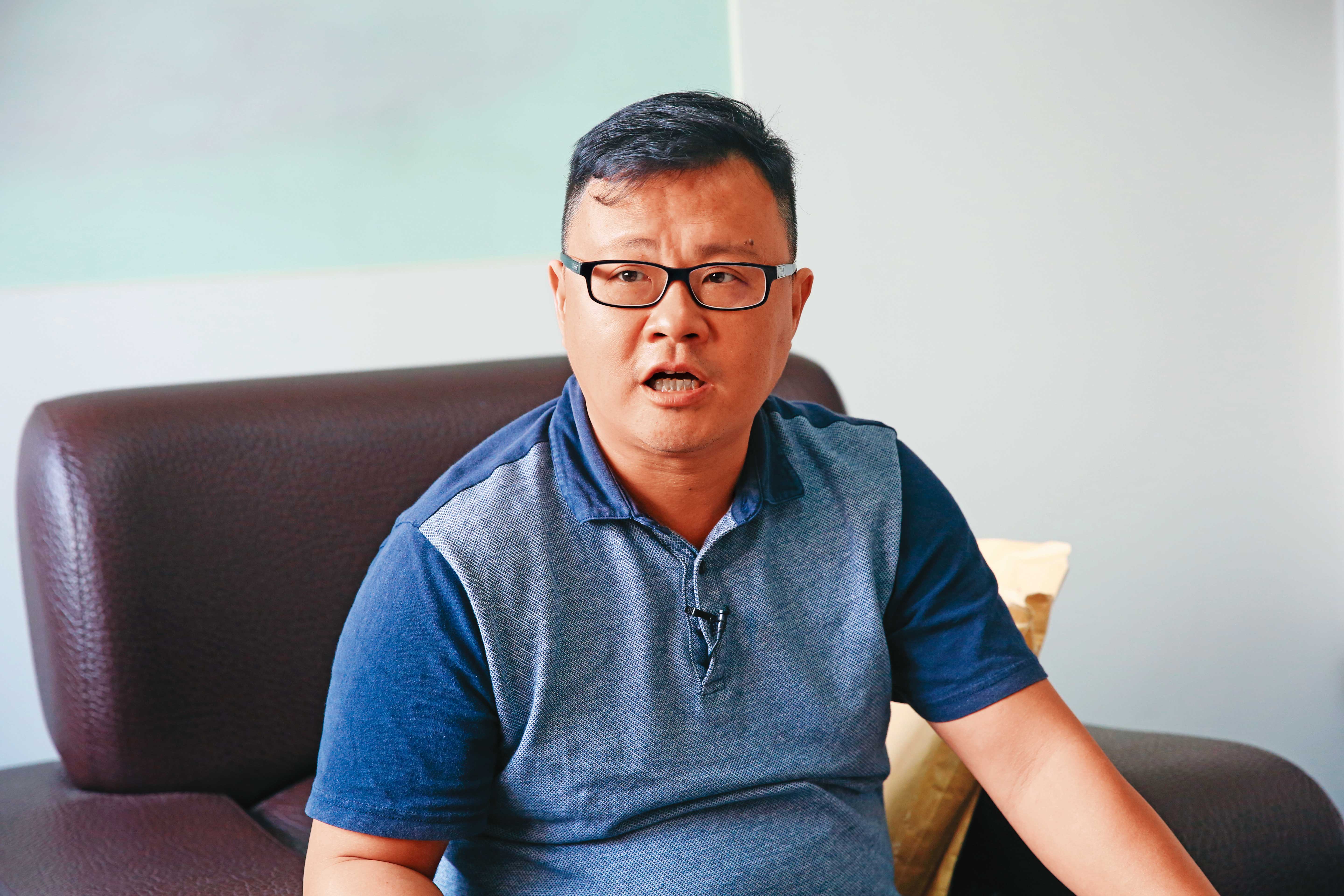 律師李學鏞(圖)提醒,成年人須為自己的簽名負責。