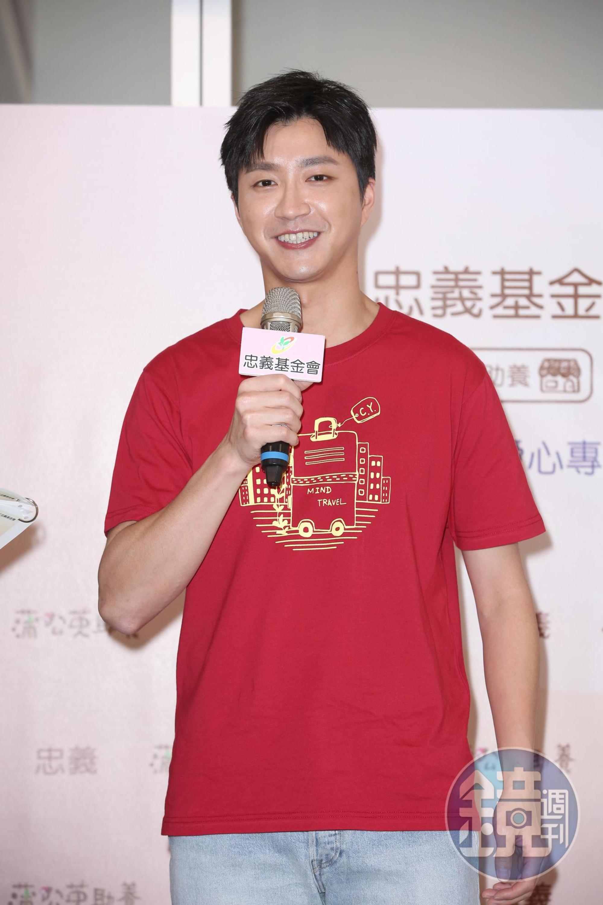 江宏傑分享自己與女兒相處的過程。