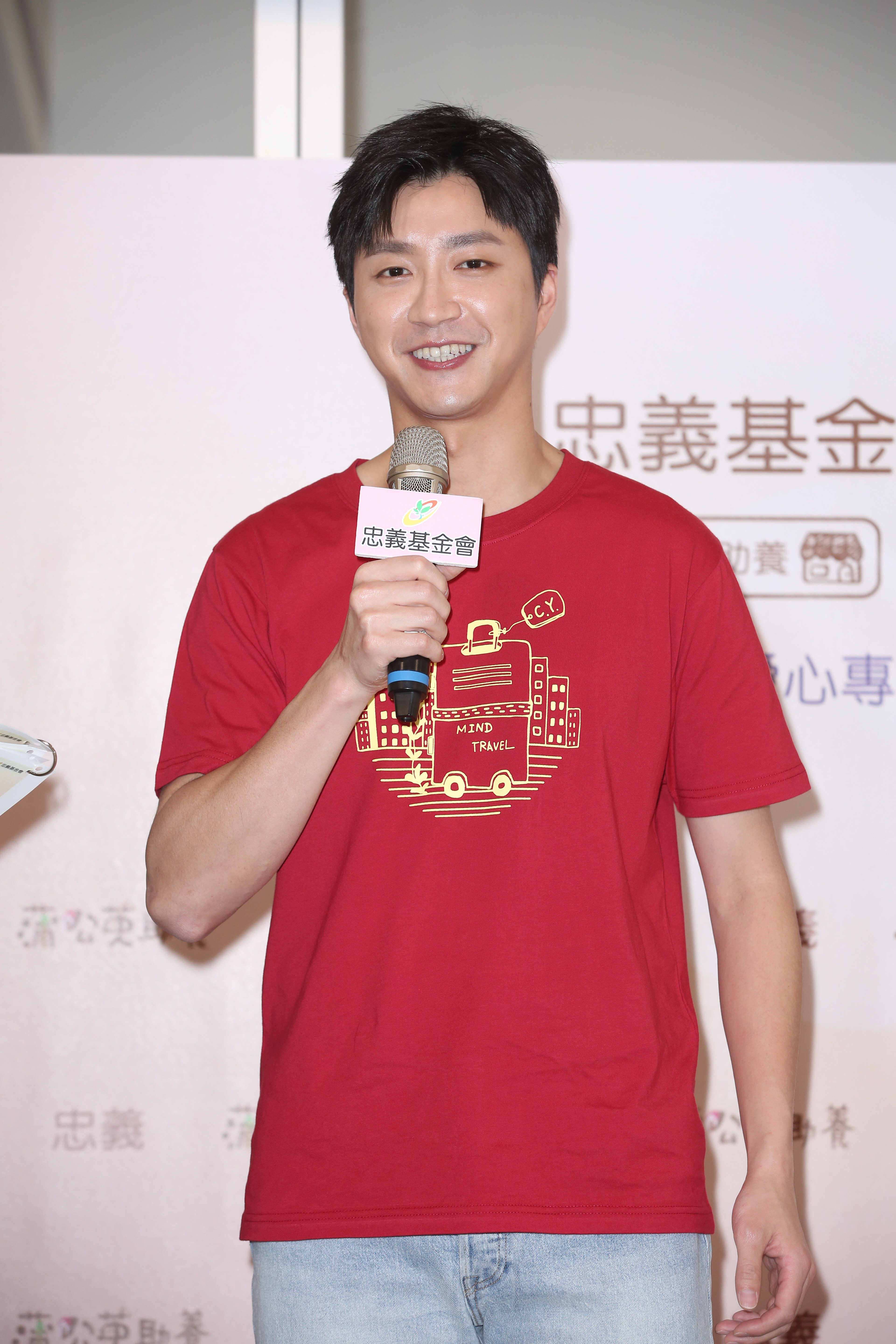 江宏傑分享自己與女兒相處的過程。