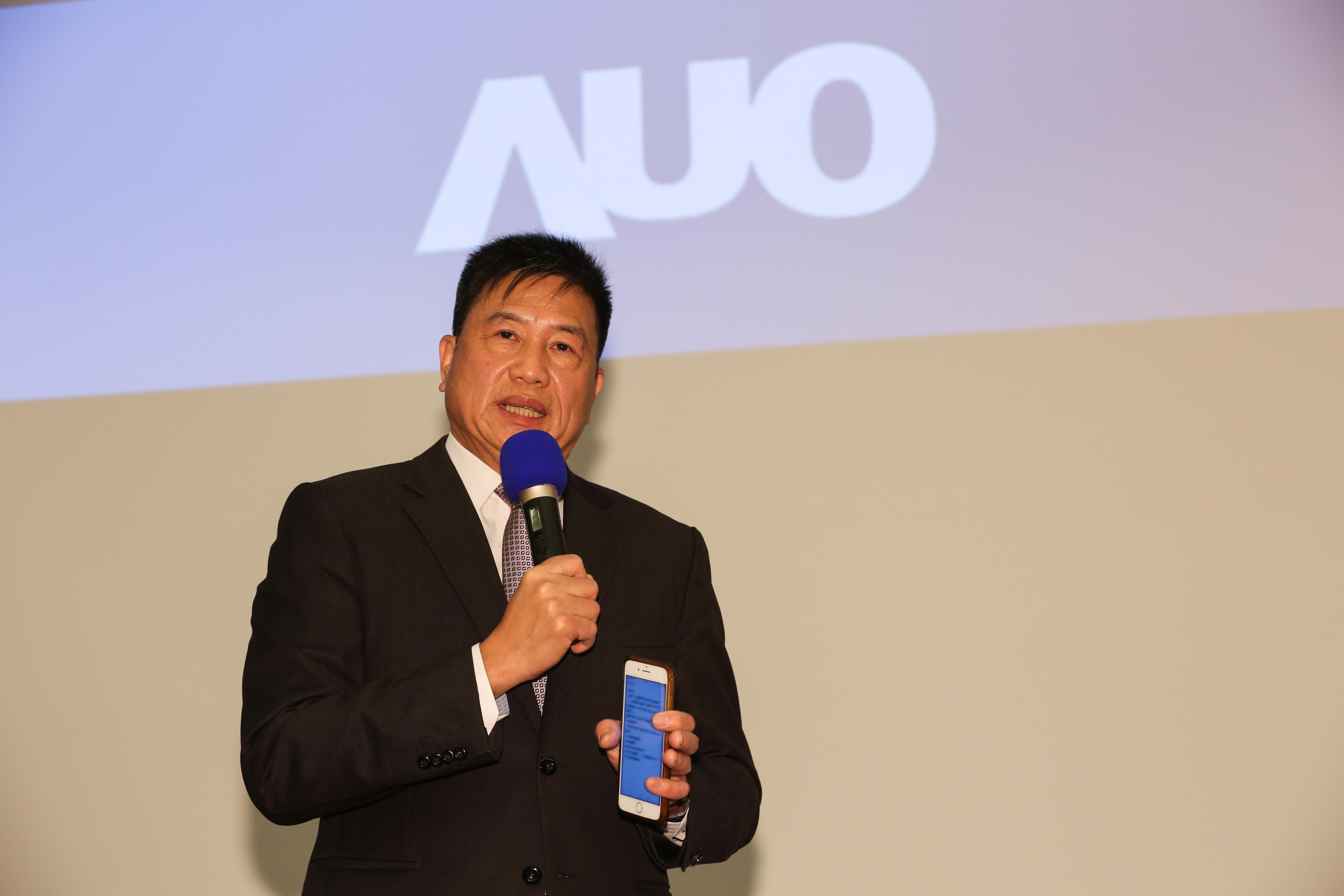 彭双浪強調多數面板價格出現反彈或止跌，這是逐漸走揚的訊號，看好友達下半年營運會比上半年好。（資料照）