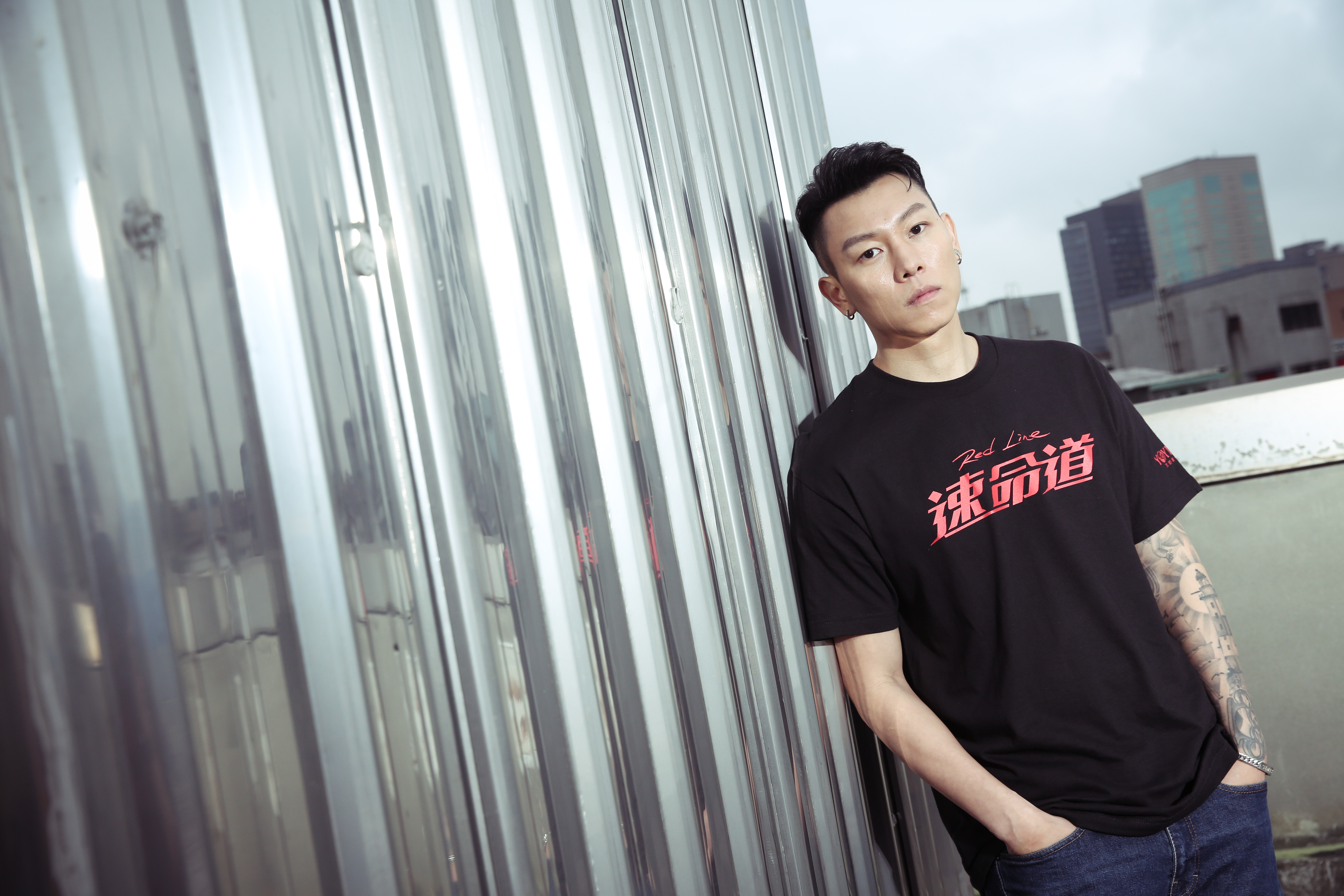 瘦子在經歷過扛男主角、演感情戲的洗禮後,現在對演戲多了一點信心。