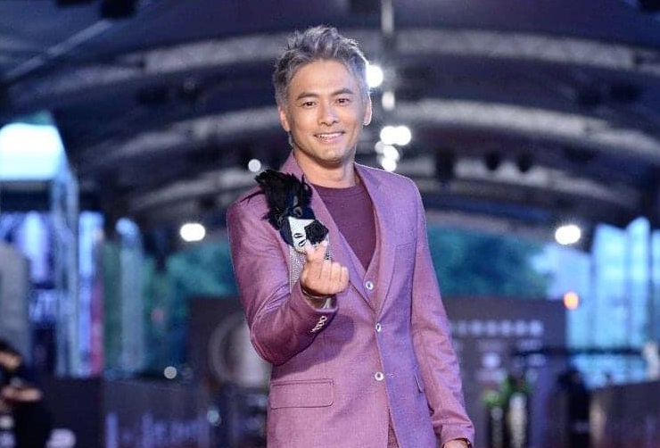 金鐘主持人薛紀綱認了偷吃，發出264字聲明道歉。（翻攝臉書）