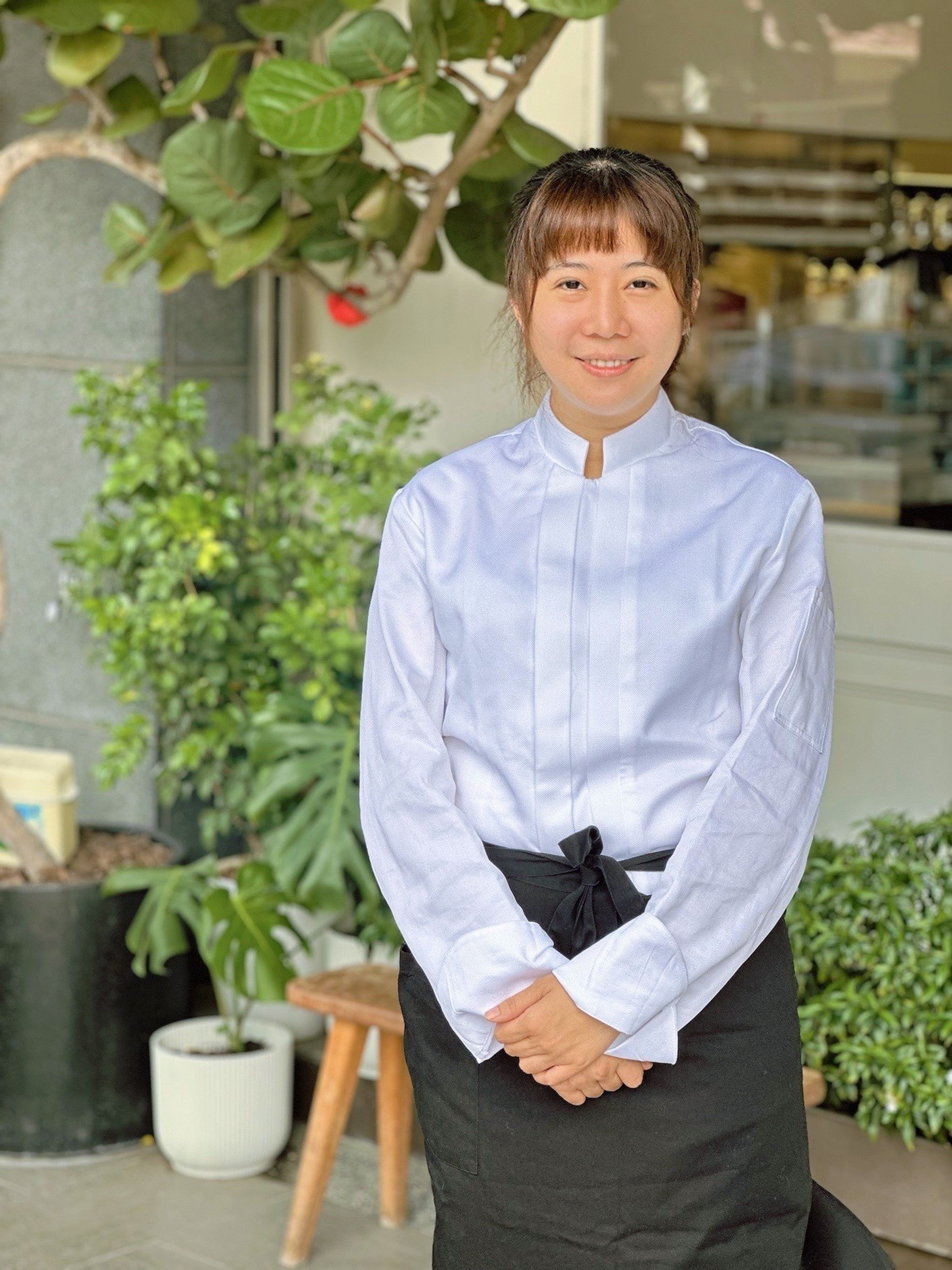 店主曾新靈曾在法國藍帶、費杭迪等5個廚藝學院學做經典法式甜點。
