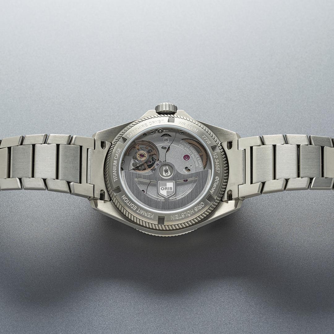 Calibre 400是ORIS在2020年底發表的自製機芯，具備長達五日的動力儲存，而且具備防磁性以及十年保固，以基礎機芯來說是性能頗強大的規格。